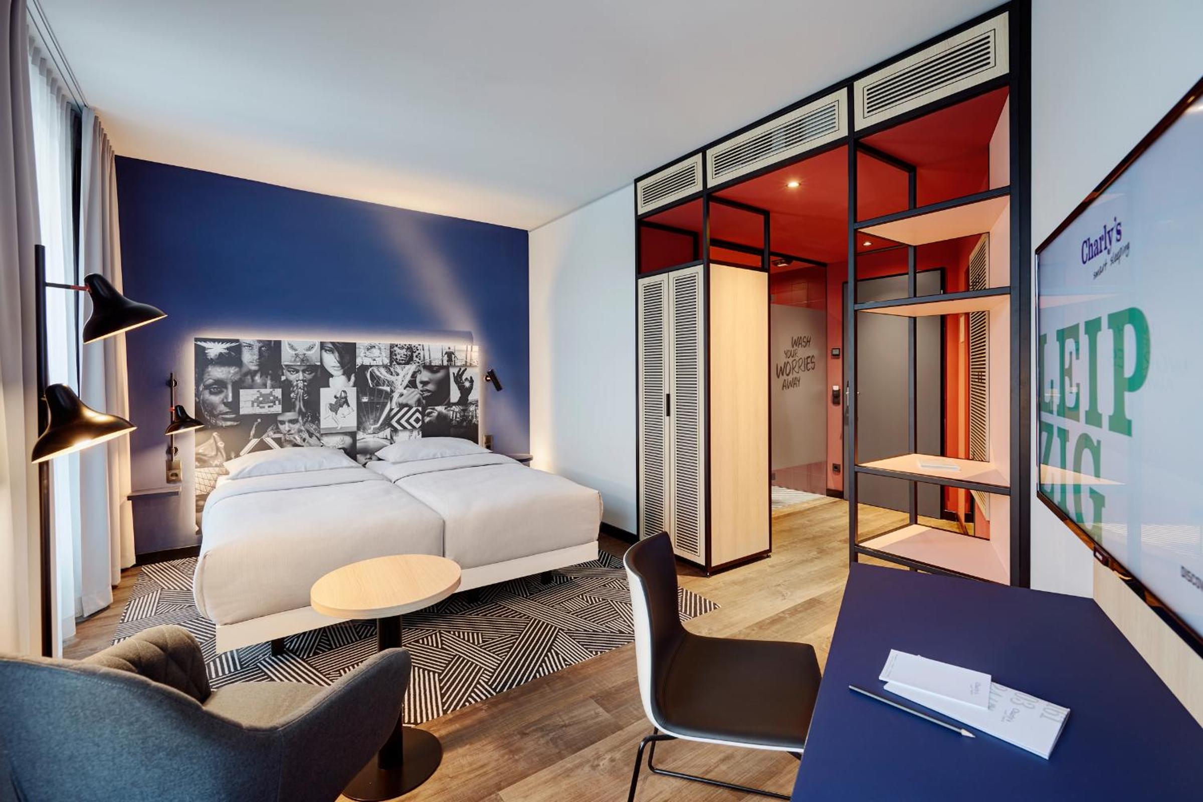 Large Twin Room photo 1