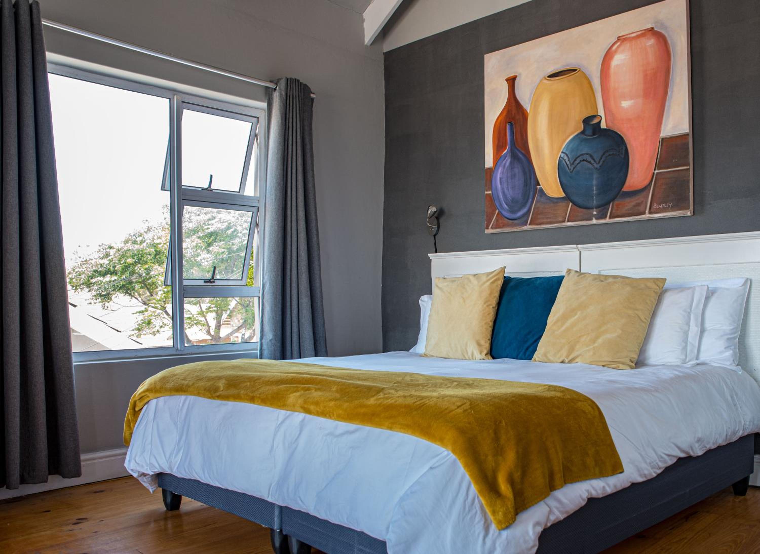 Apartment with Sea View - Photo 11