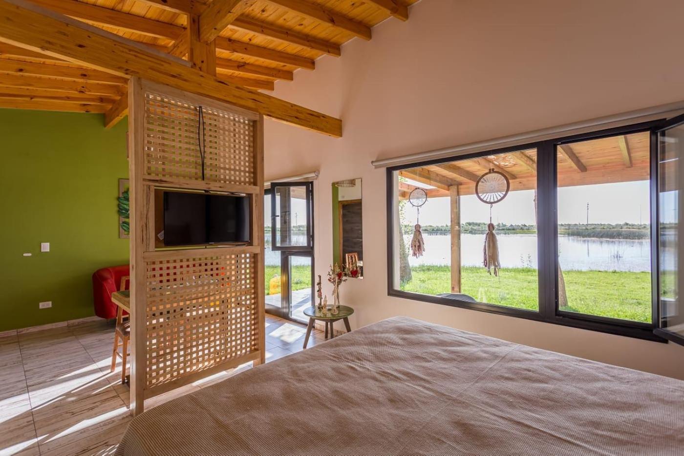 Apartment with Pool View 