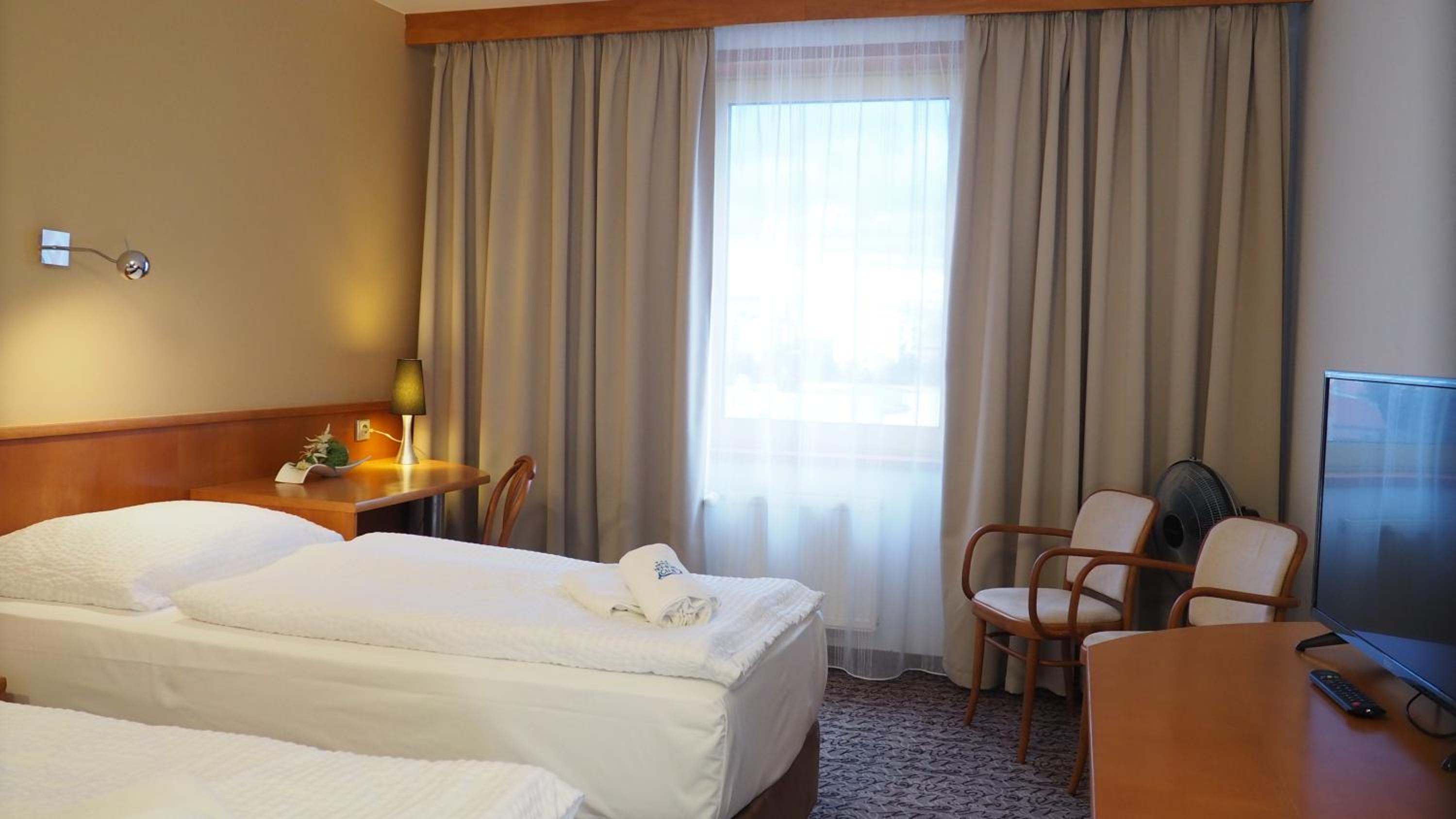 Double or Twin Room photo 3