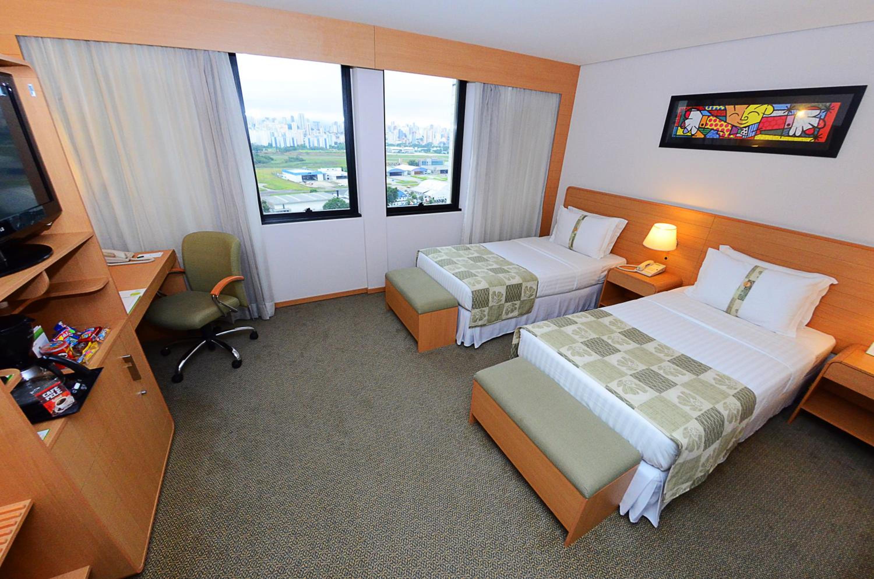 Standard Room with Two Single Beds - Photo 1