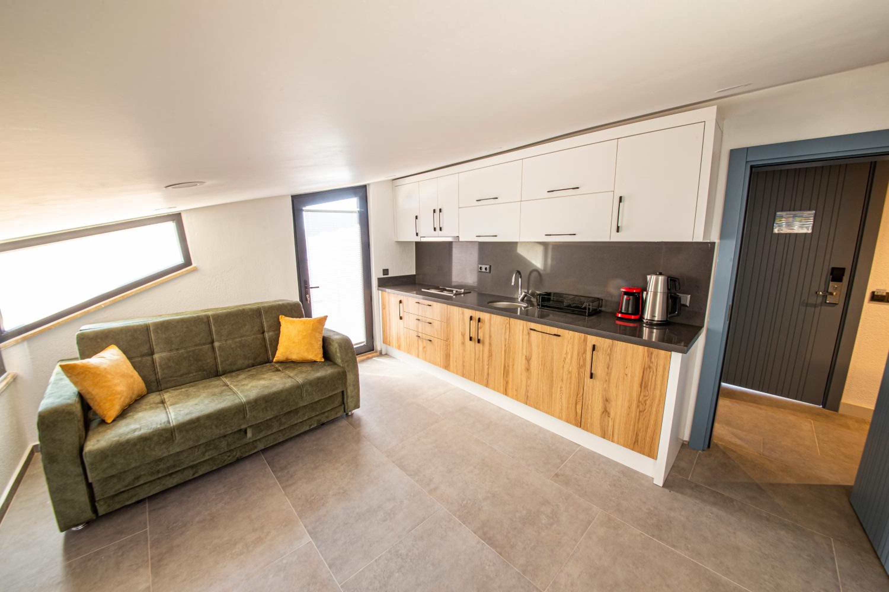 Loft - Photo 3