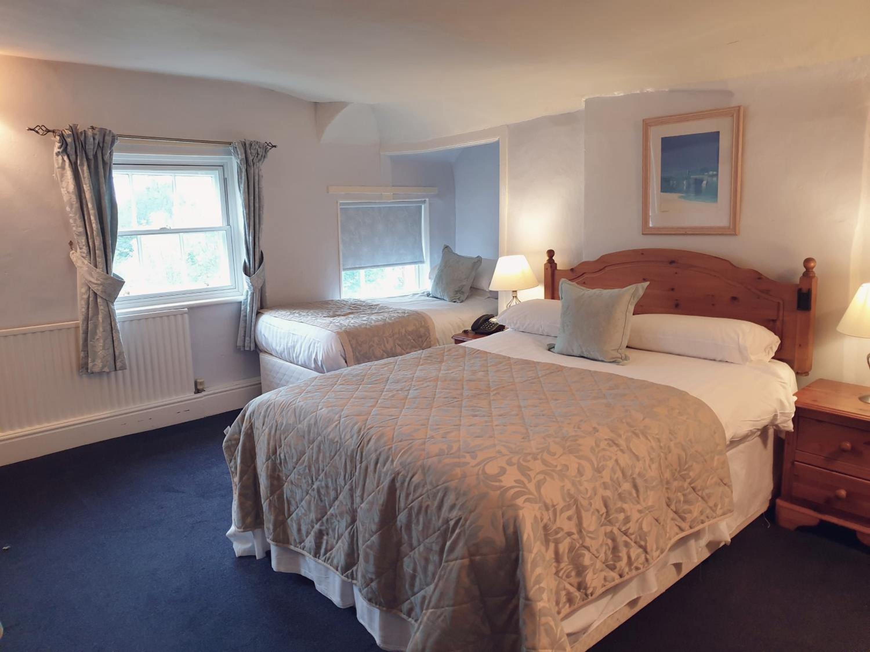 Classic Quadruple Room photo 2