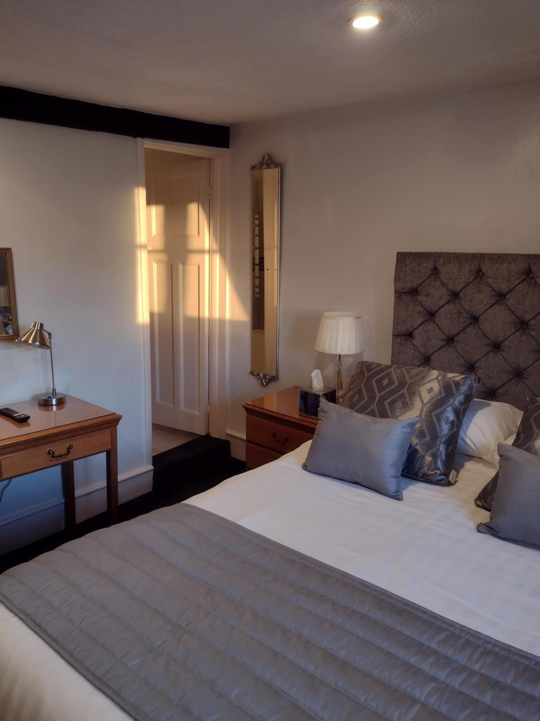 Standard Double Room photo 2