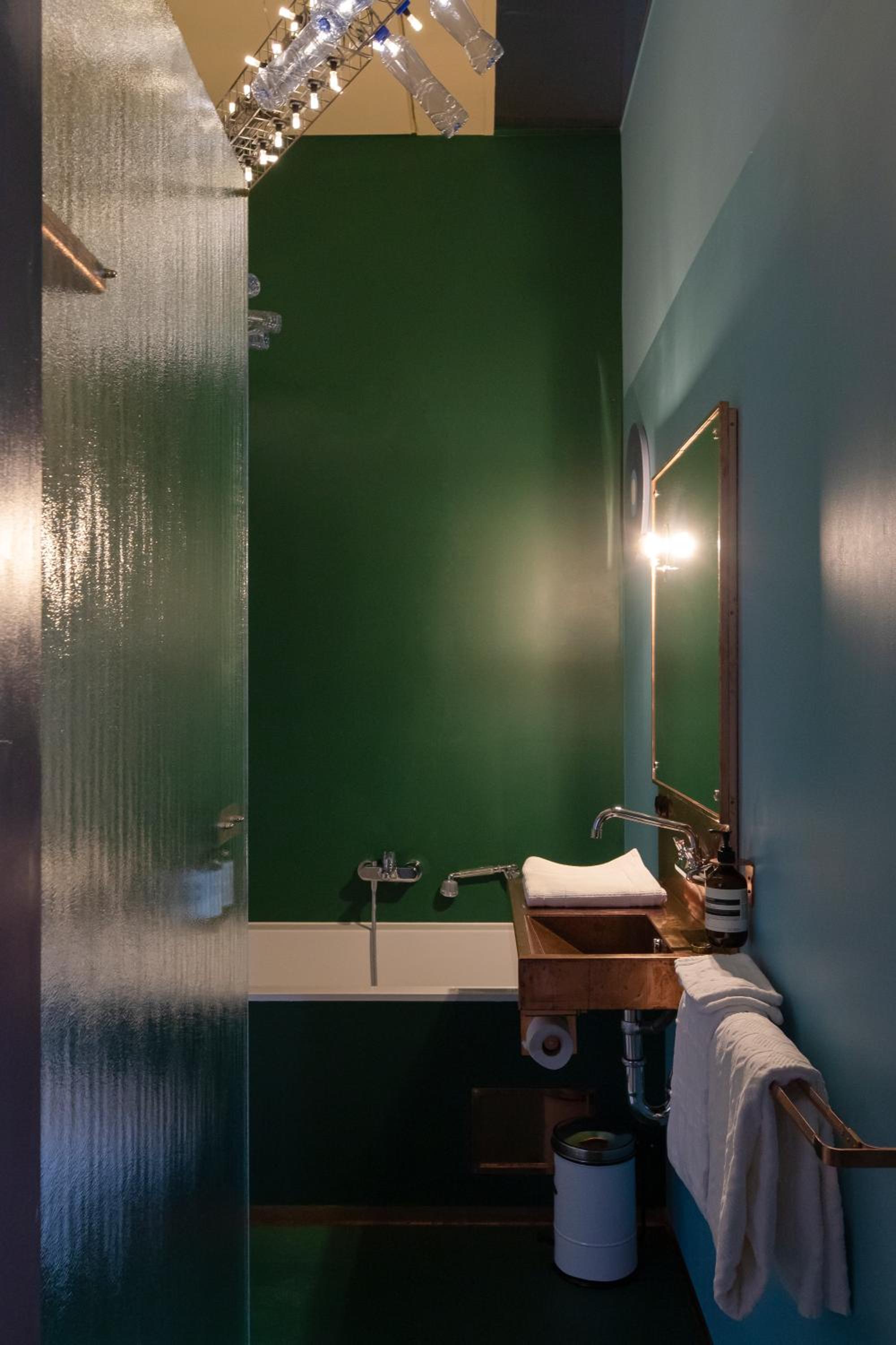 Deluxe Double Room - Photo 7