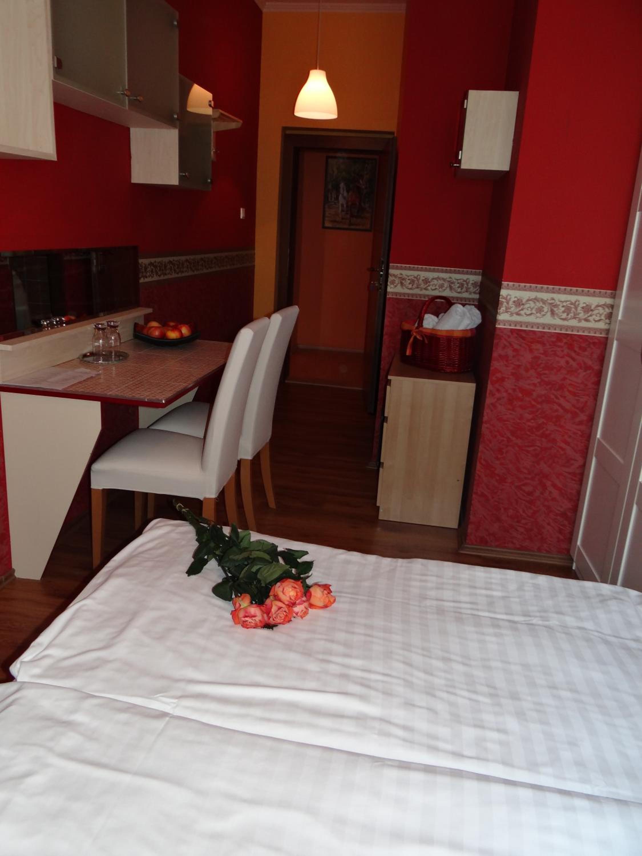 Small Double Room photo 2