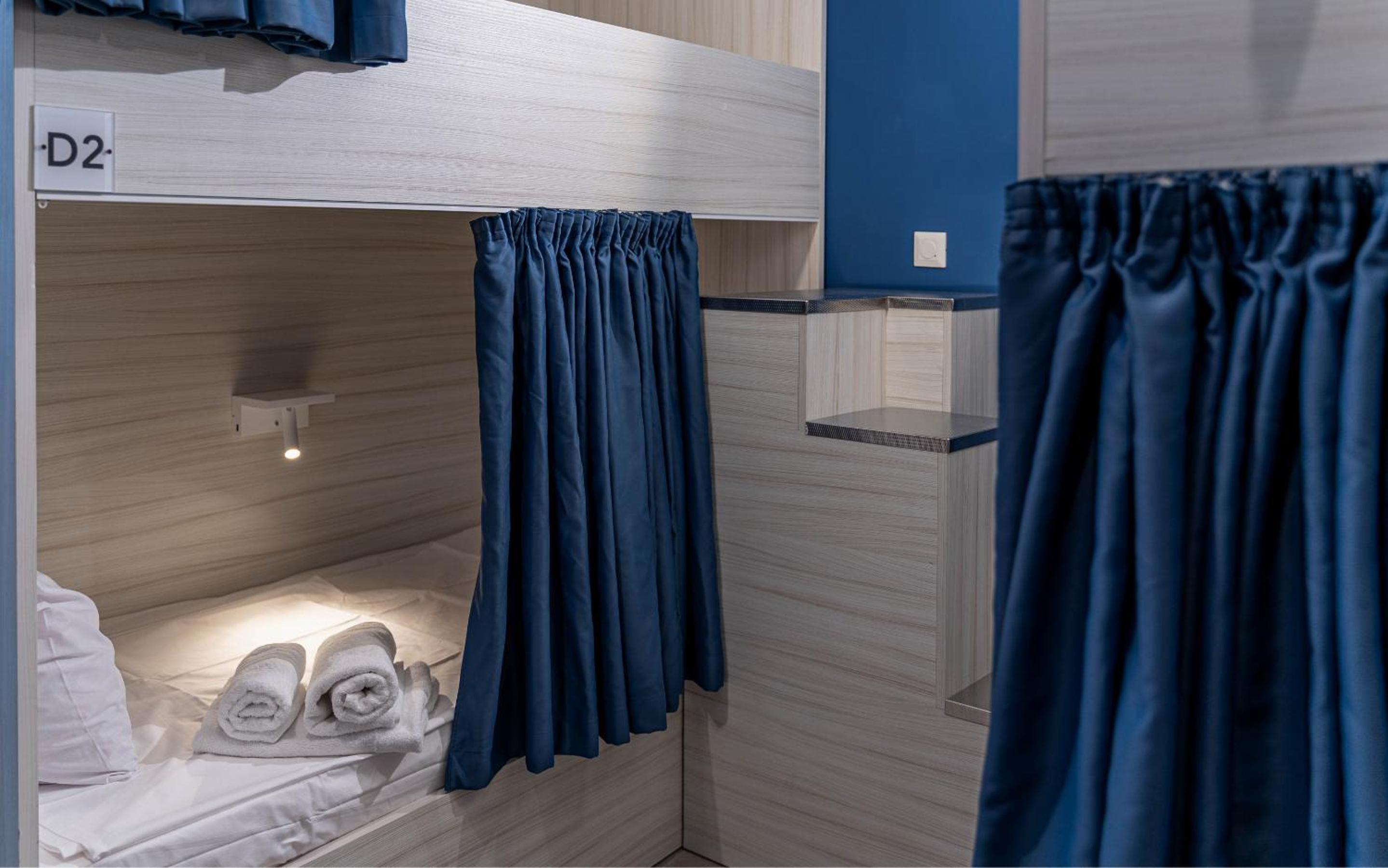 Bed in 8-Bed Mixed Dormitory Room