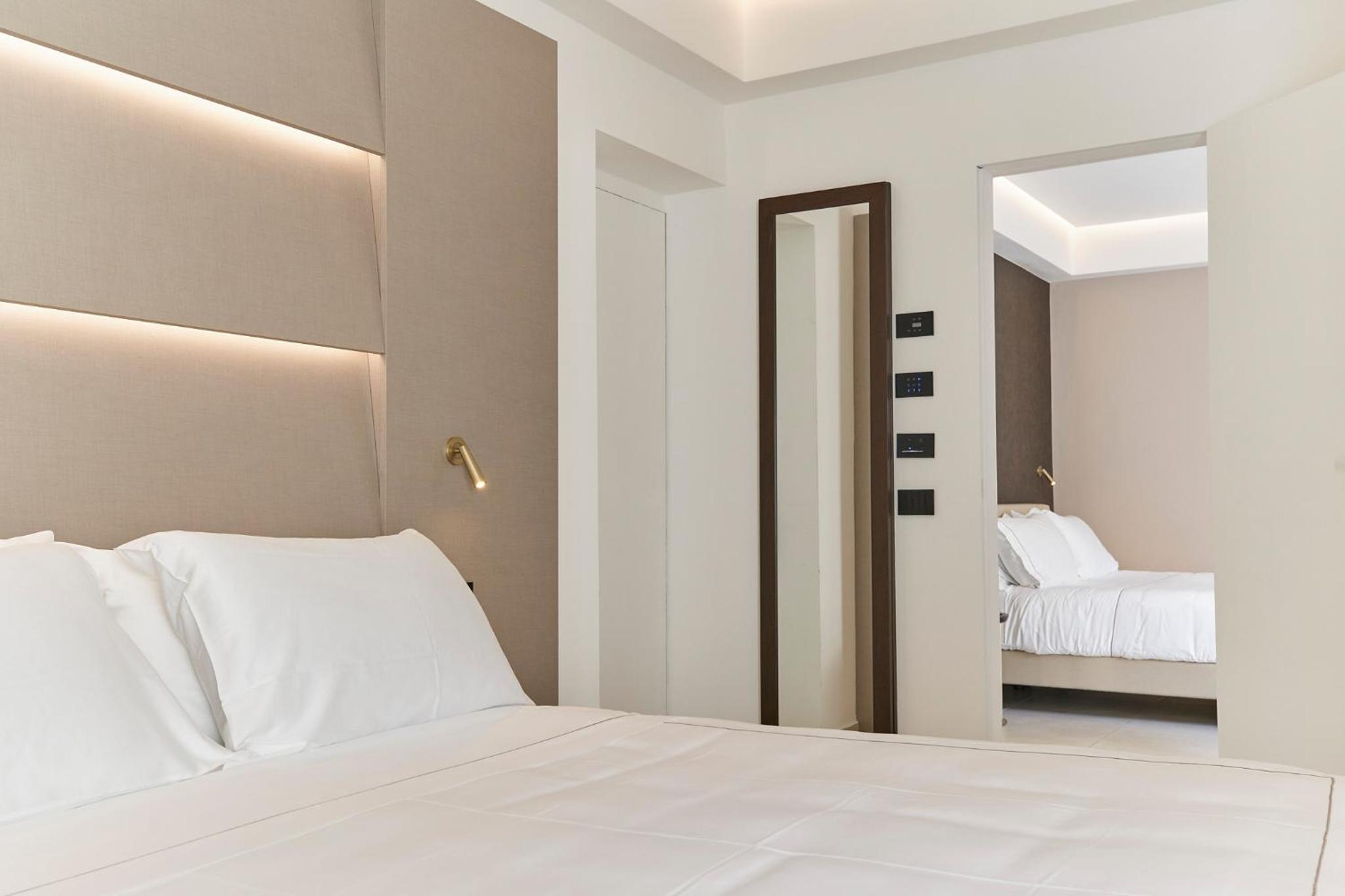 Standard Double Room - Photo 2