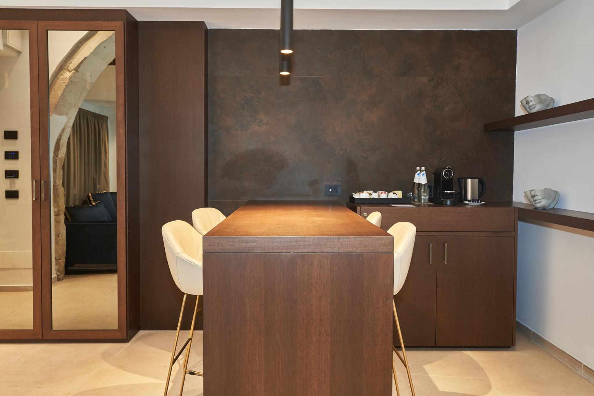 Deluxe Room Duplex - Photo 10