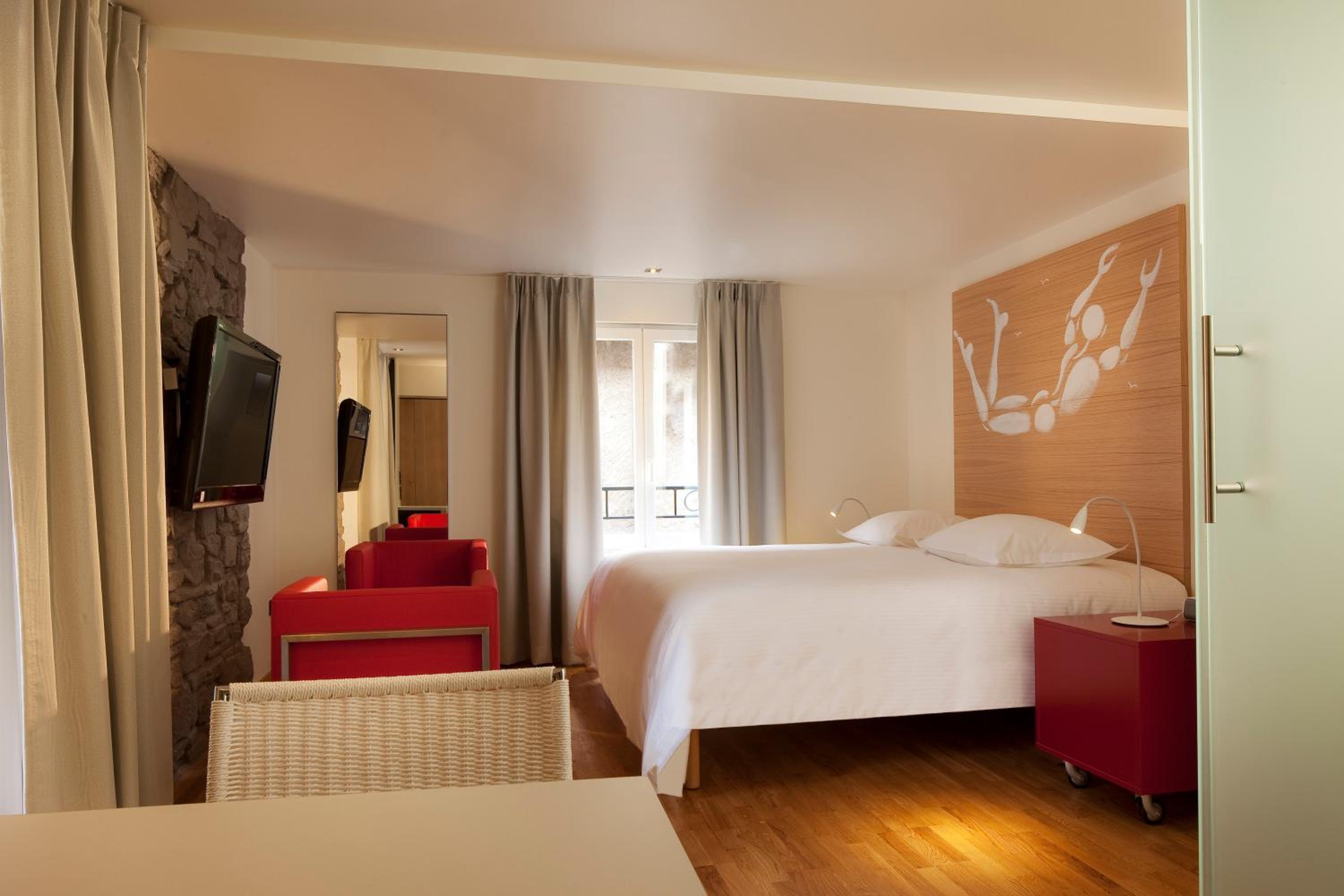 Standard Double Room - Photo 4