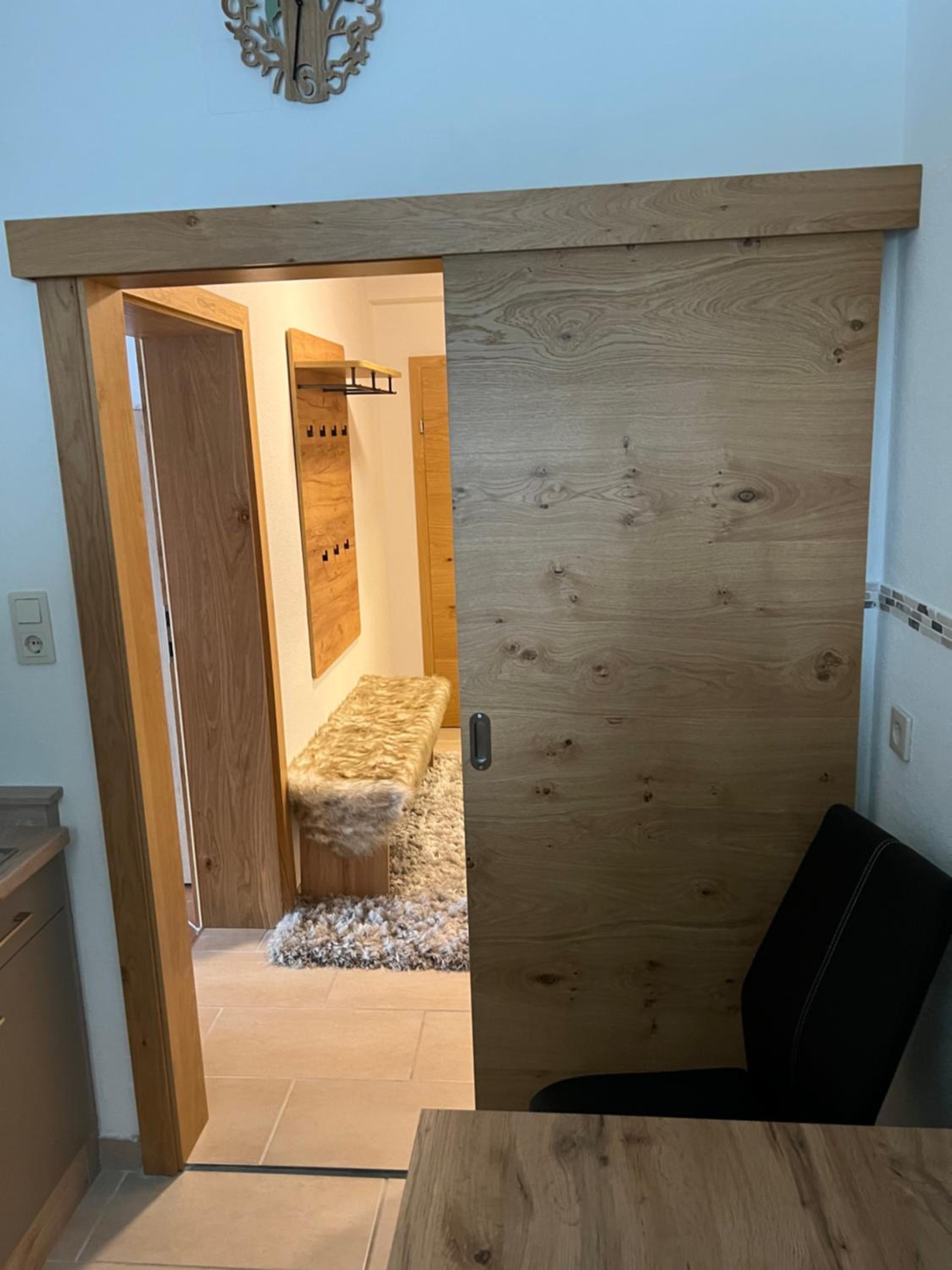 One-Bedroom Apartment - Photo 8