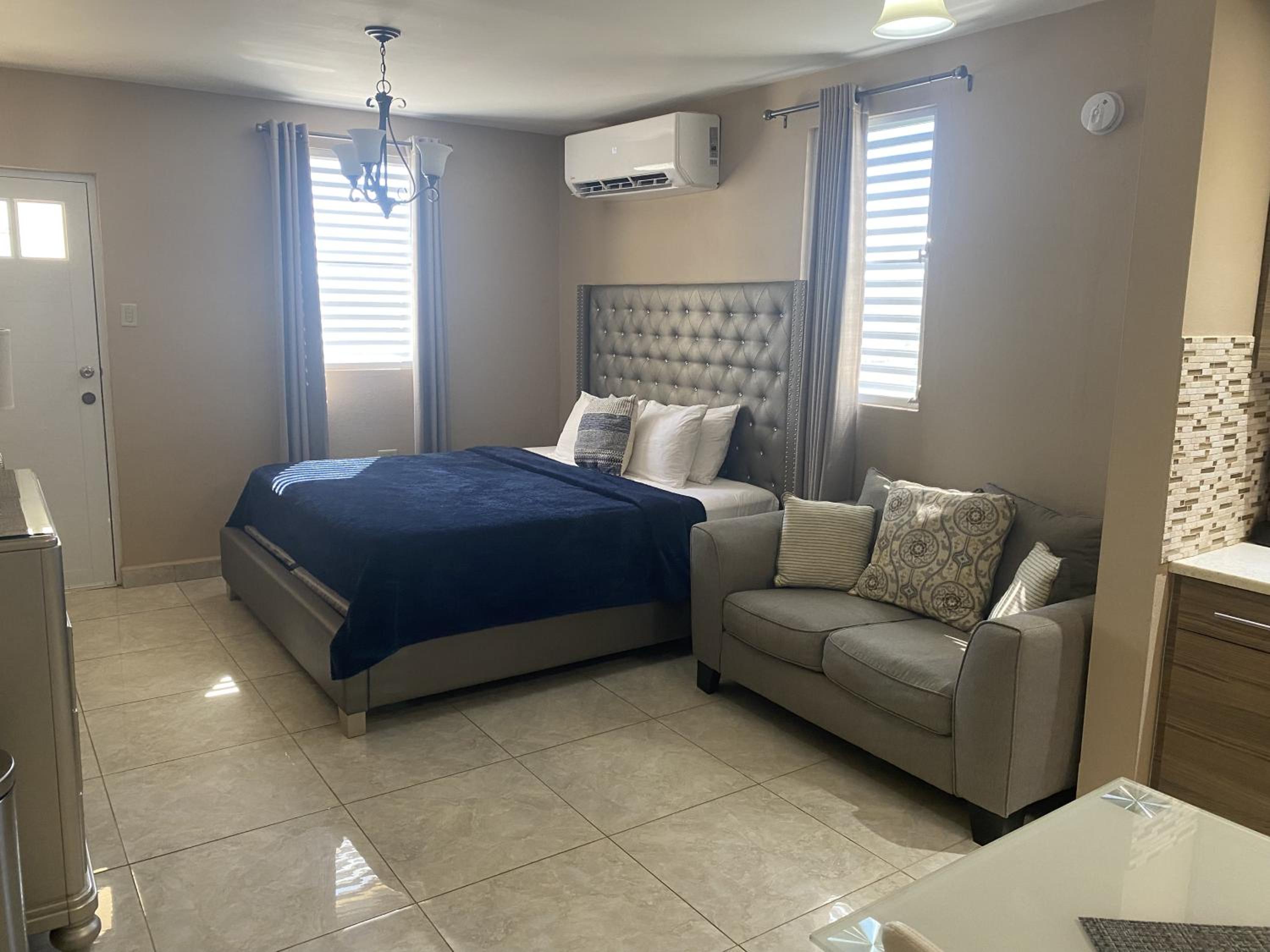 King Suite with Sea View