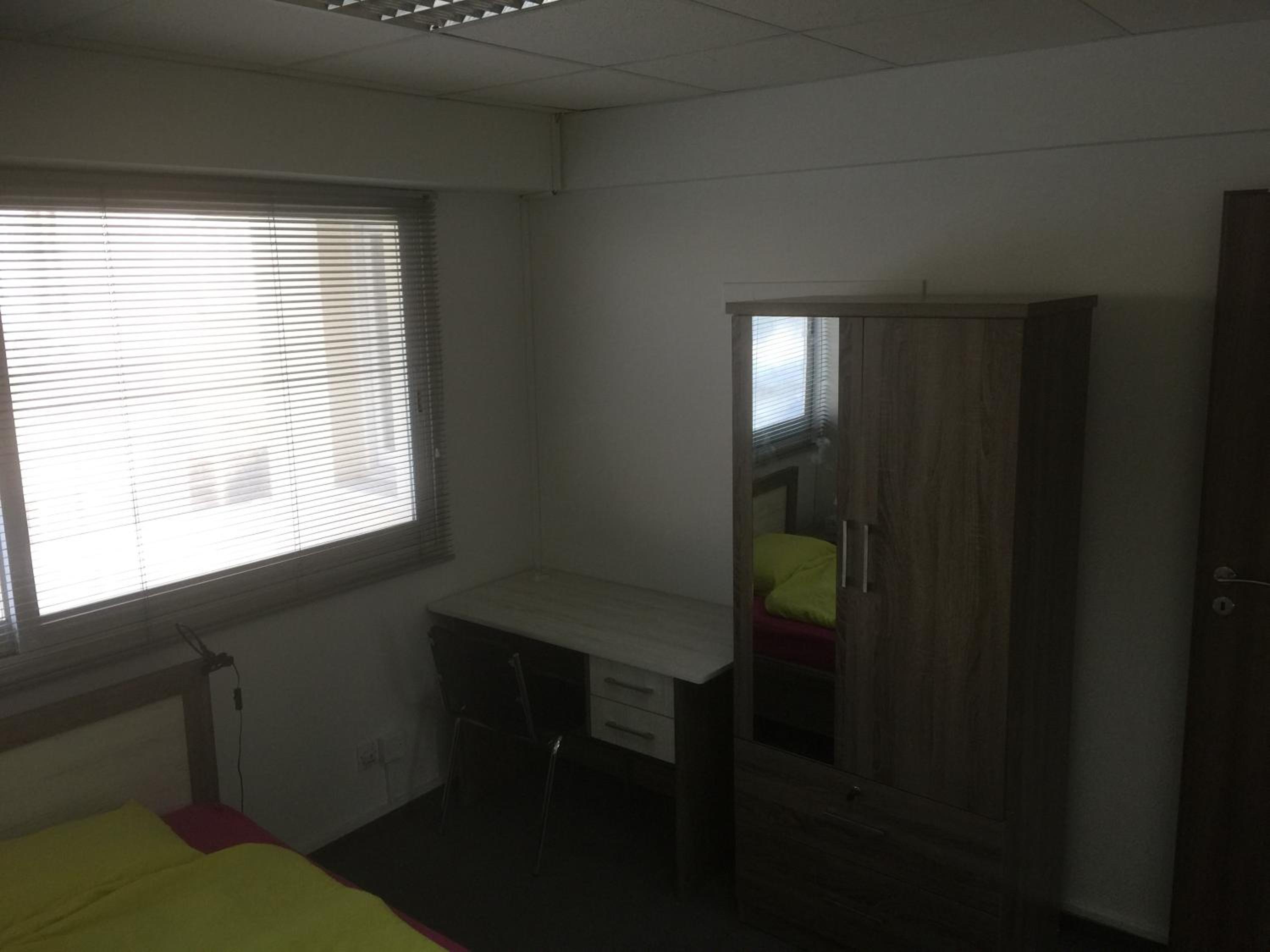 Single Room with Shared Bathroom photo 1