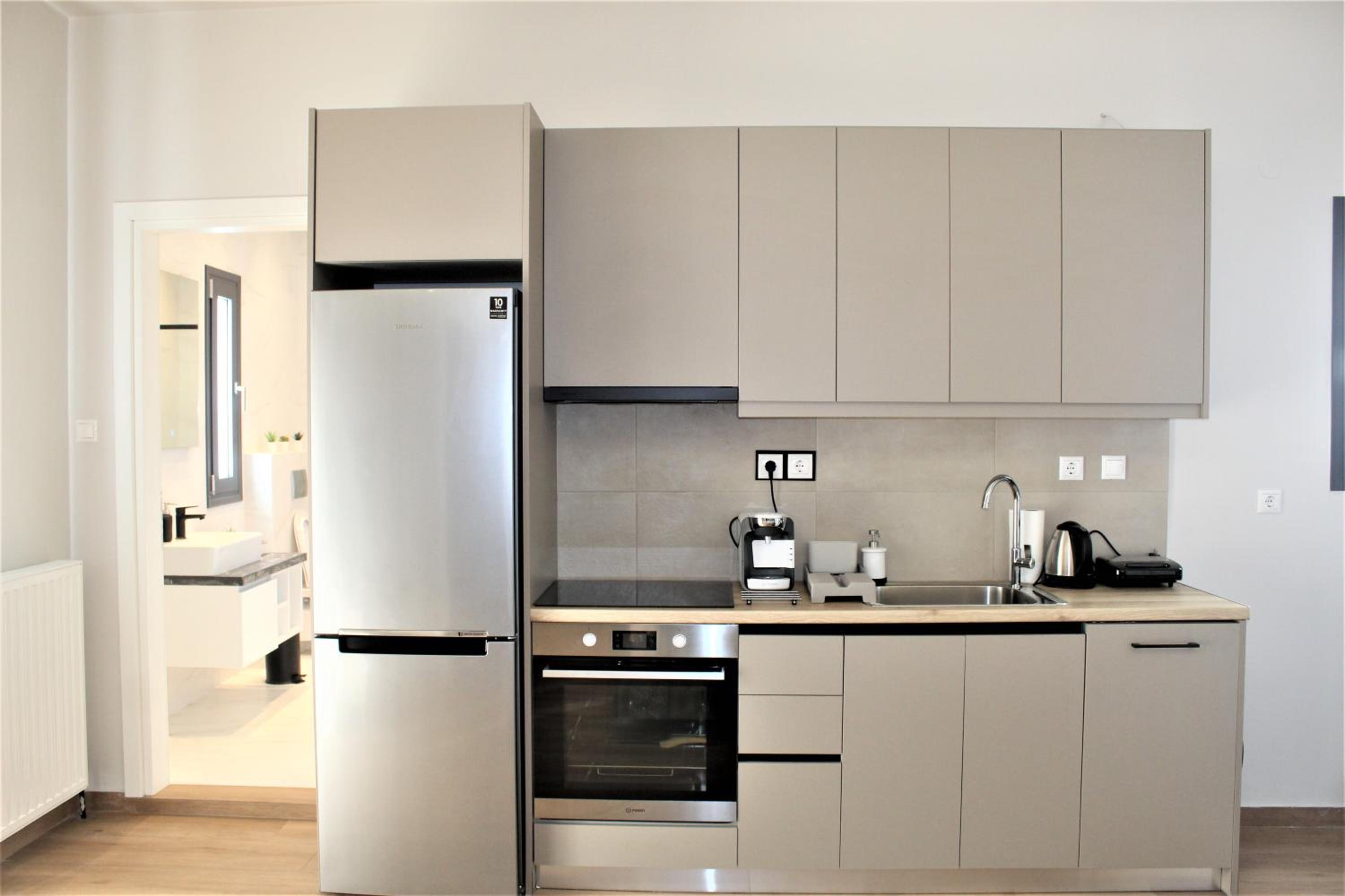 One-Bedroom Apartment - Photo 13