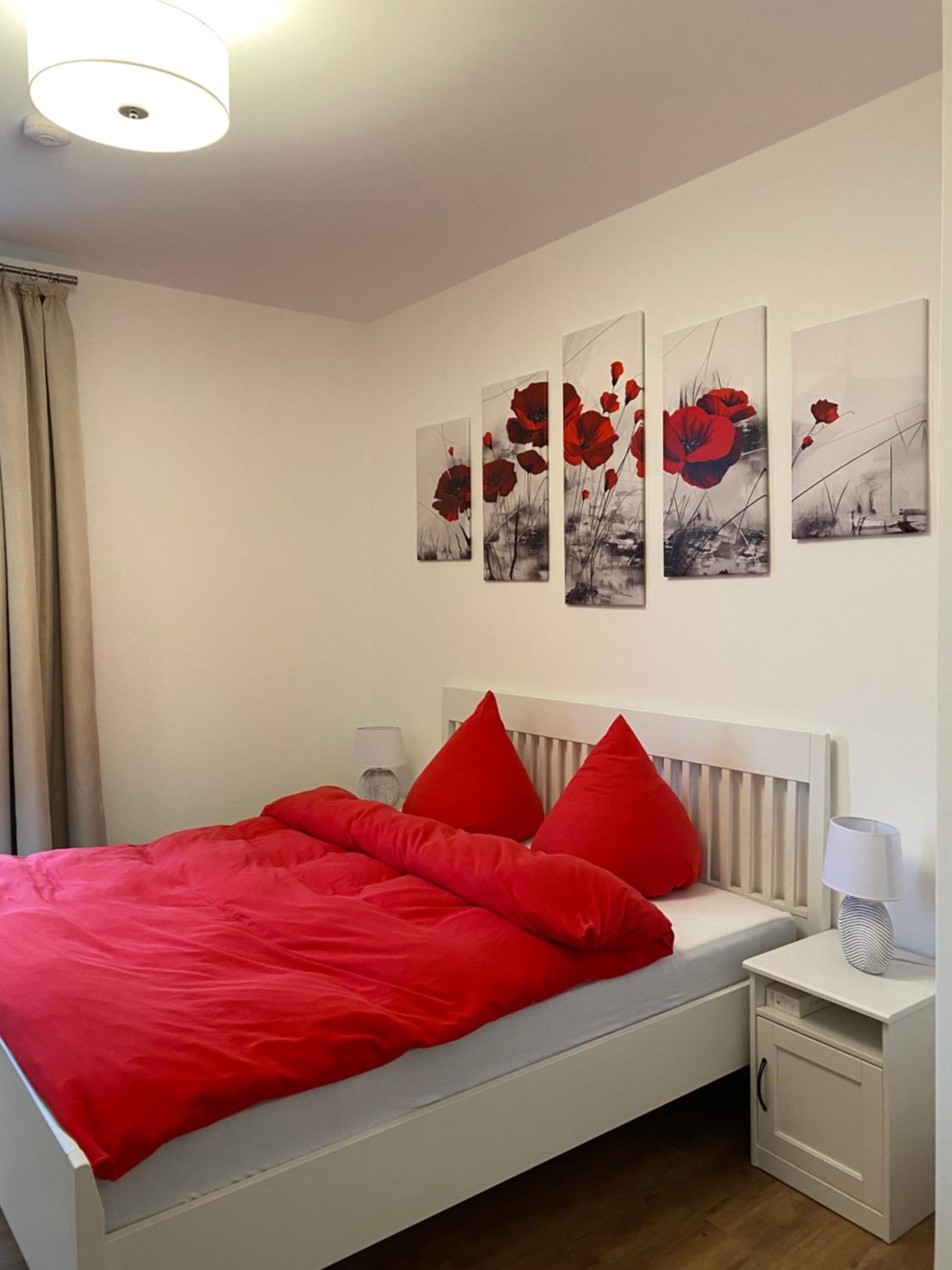 Deluxe Apartment - Photo 2