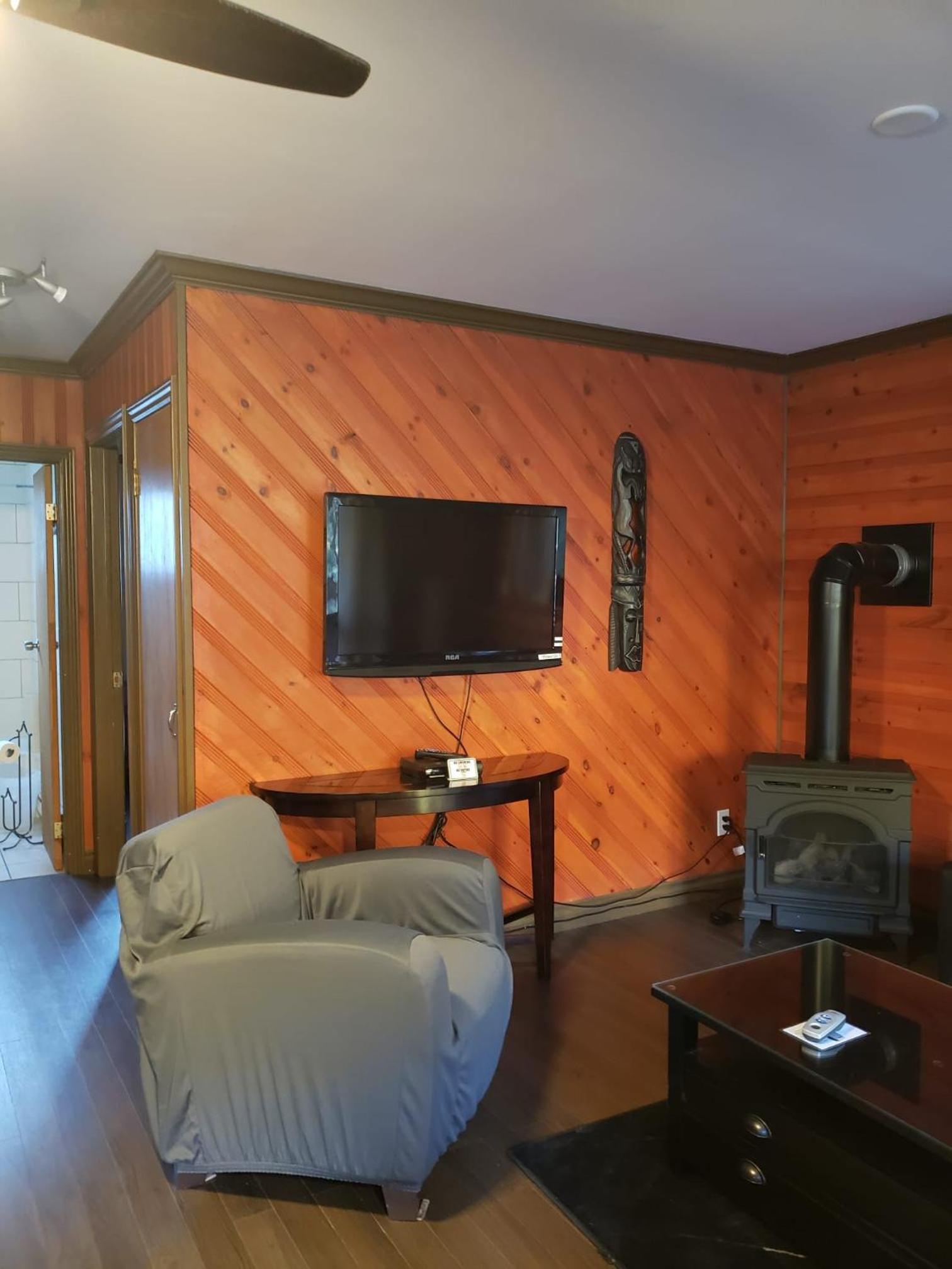 Two-Bedroom Cottage photo 1