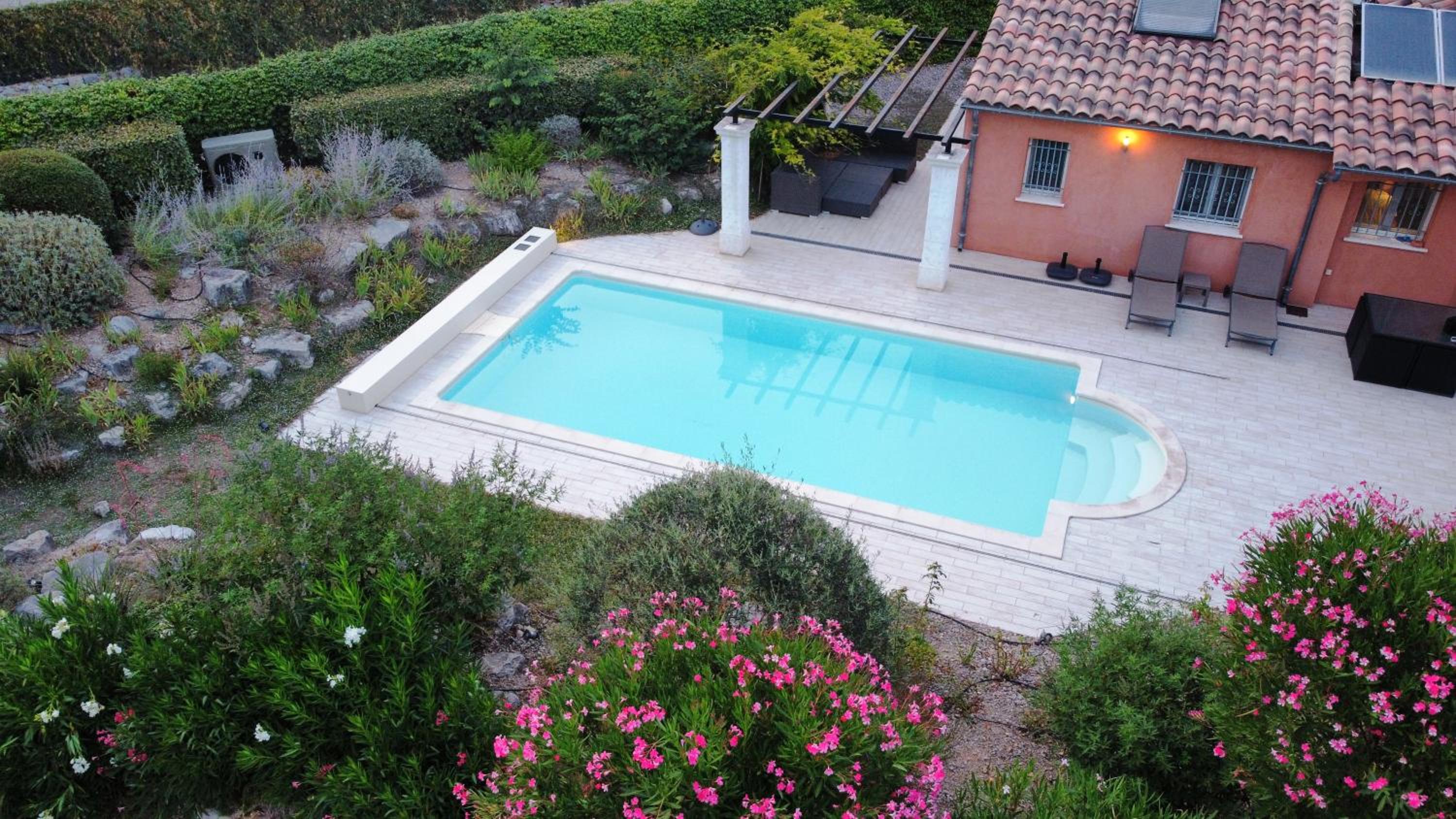 Villa with Private Pool photo 3