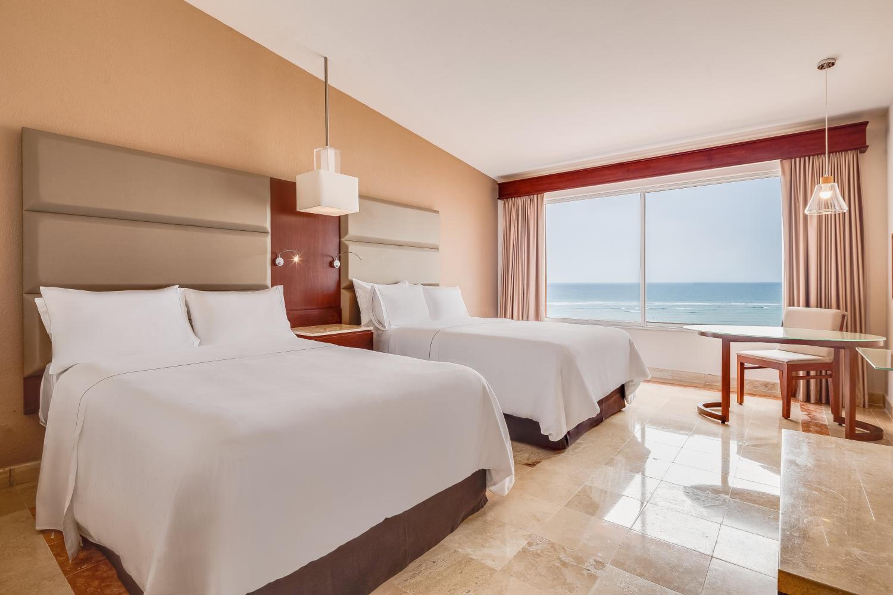 Club Double Room with Ocean View - Photo 1