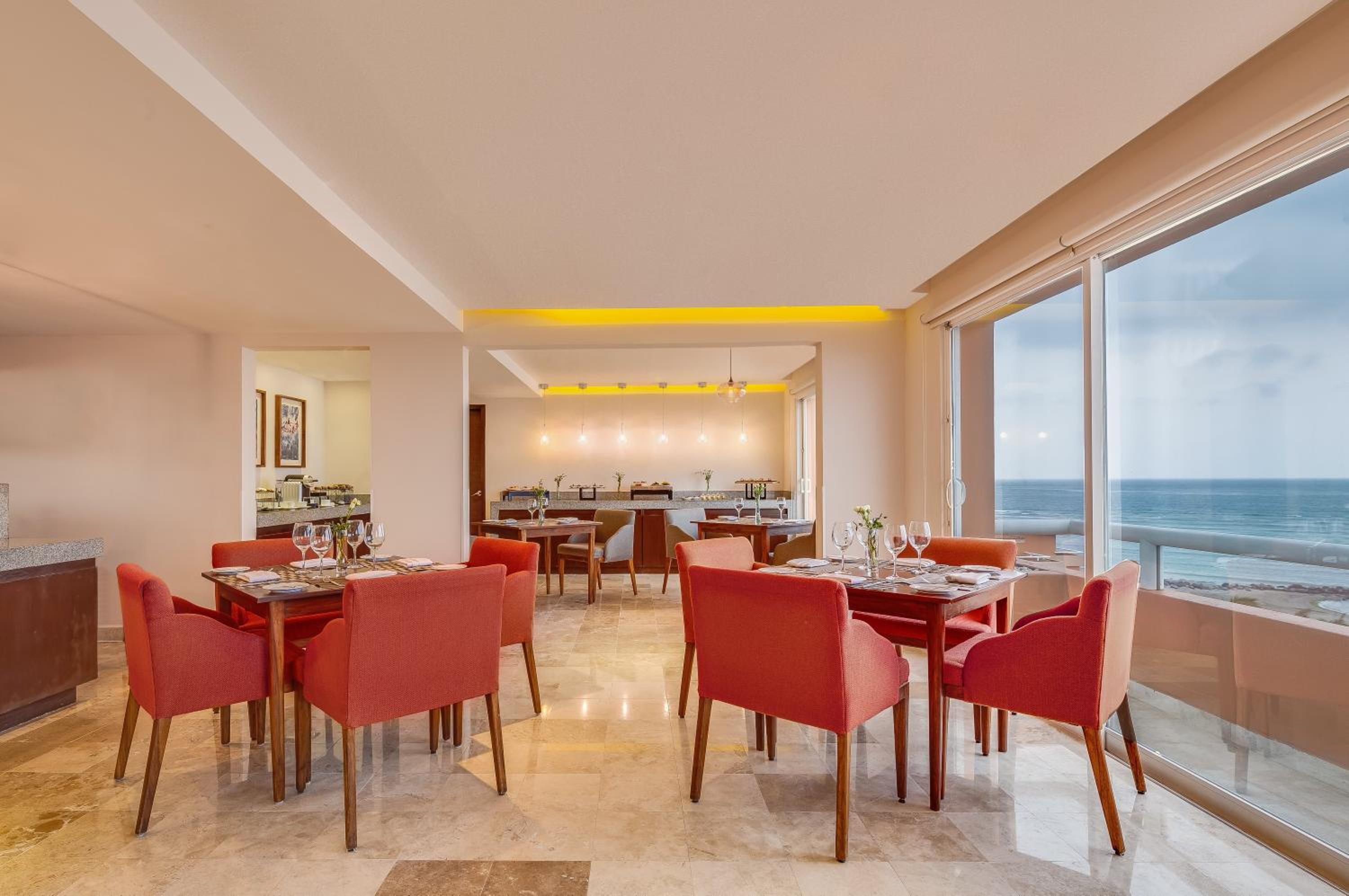 Club Double Room with Ocean View - Photo 3