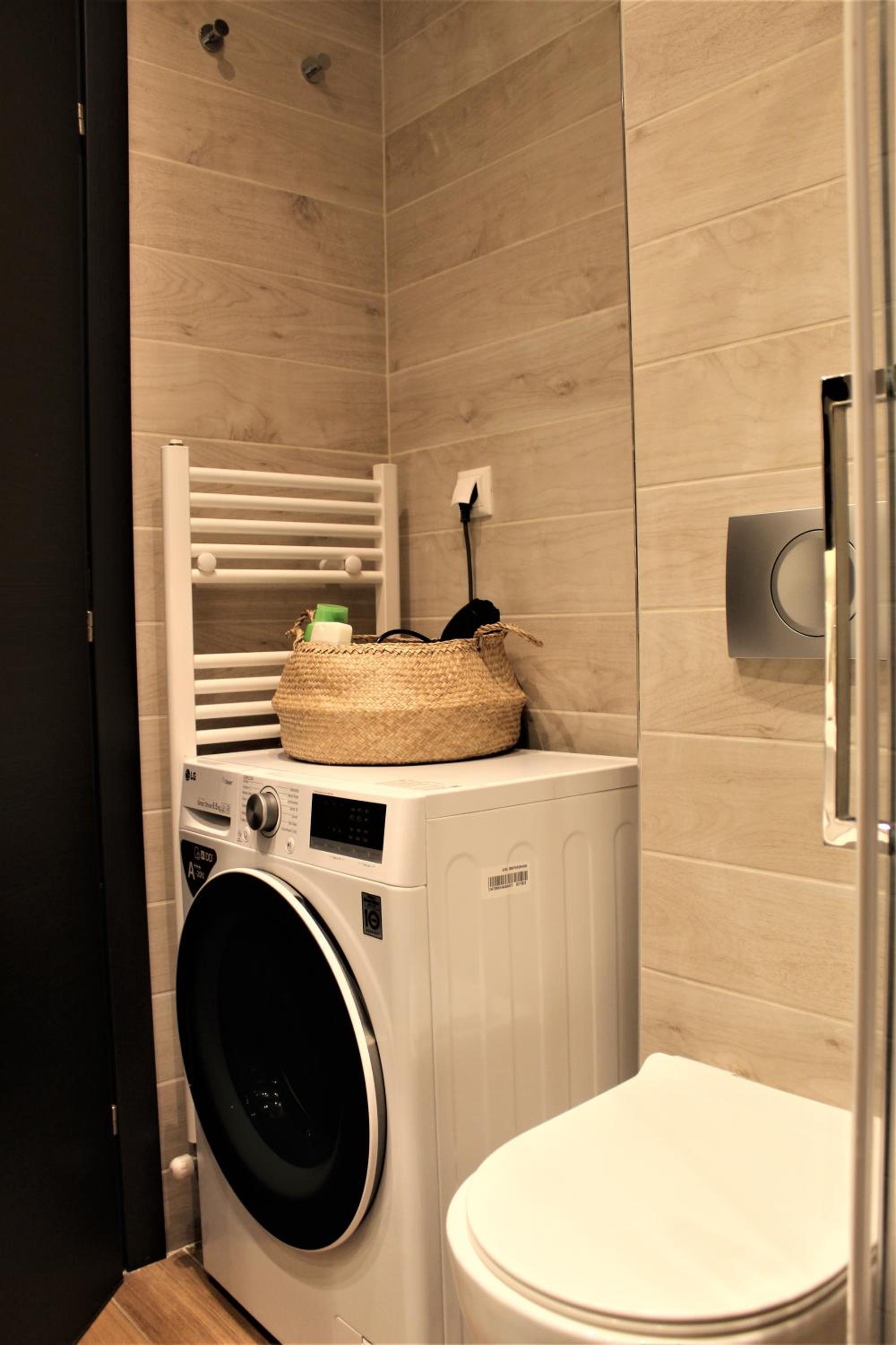 Two-Bedroom Apartment - Photo 16