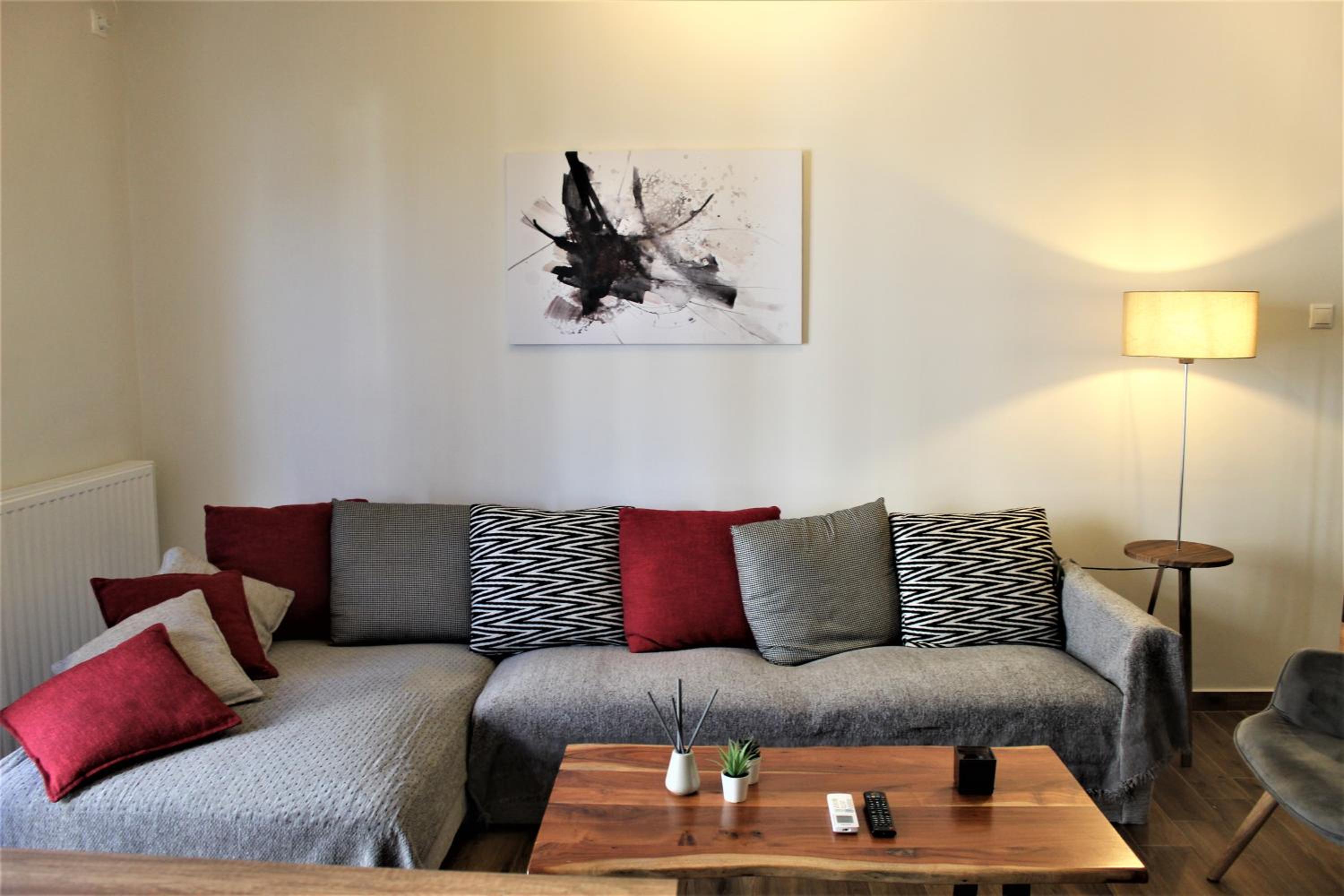 Two-Bedroom Apartment - Photo 23