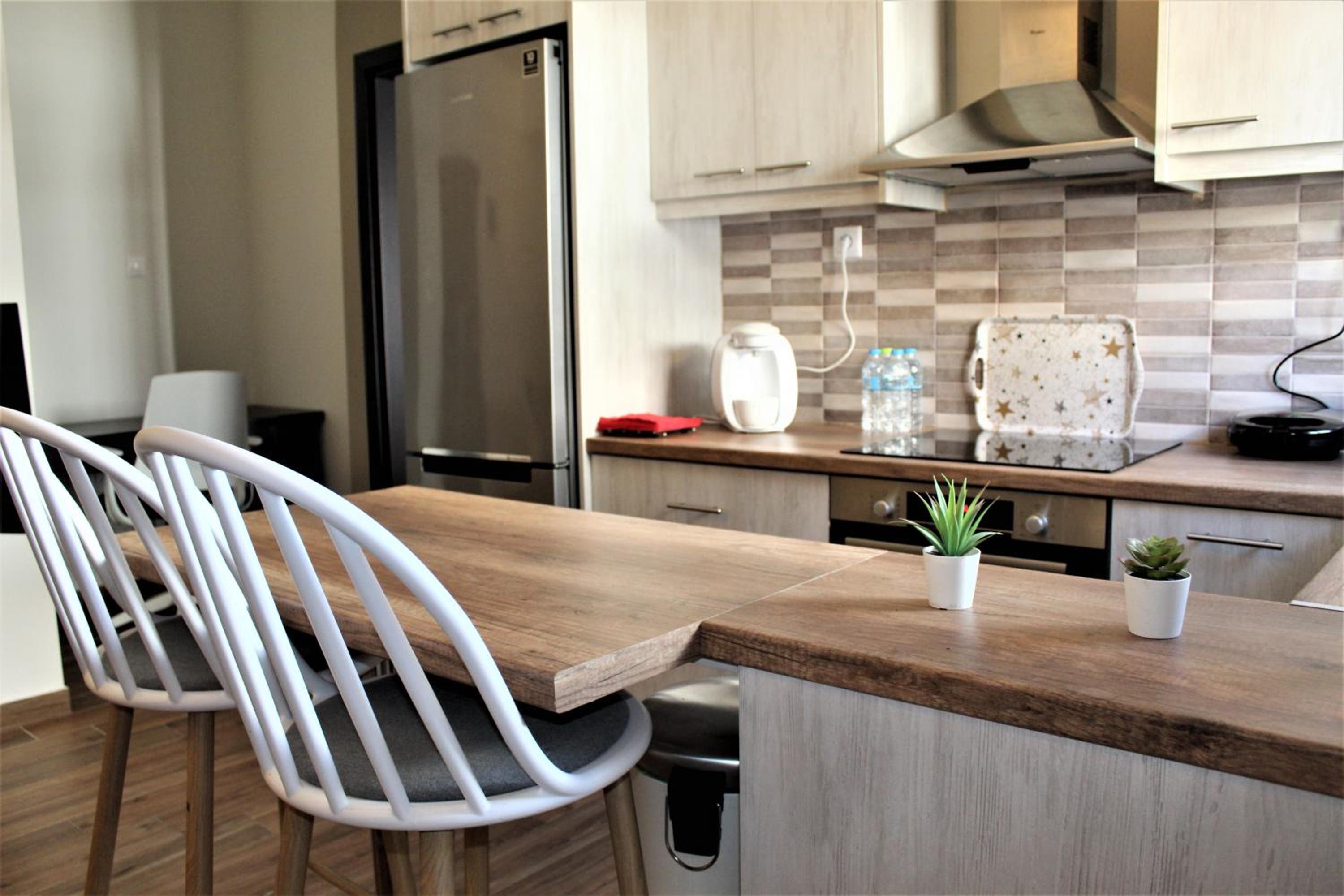 Two-Bedroom Apartment - Photo 4