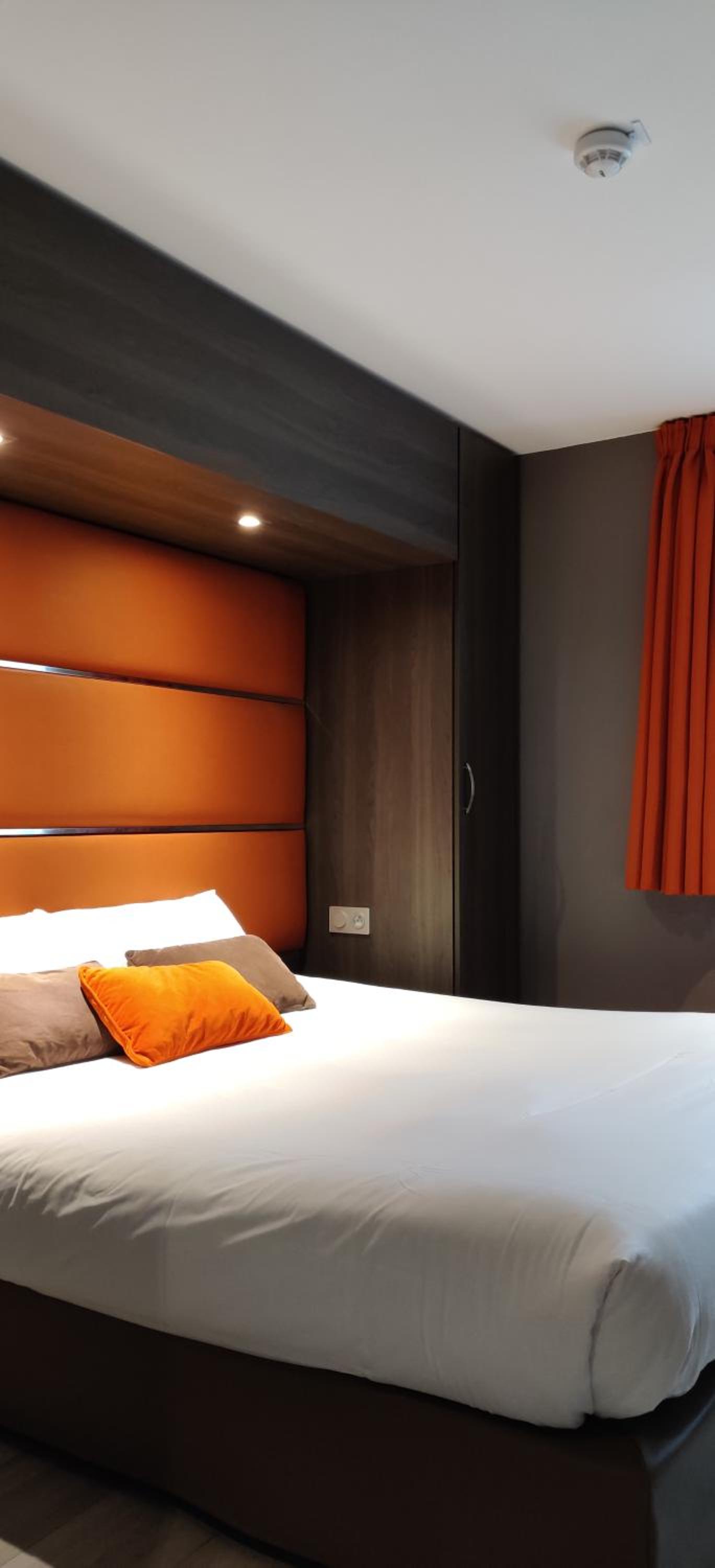 Superior Double or Twin Room - Photo 5