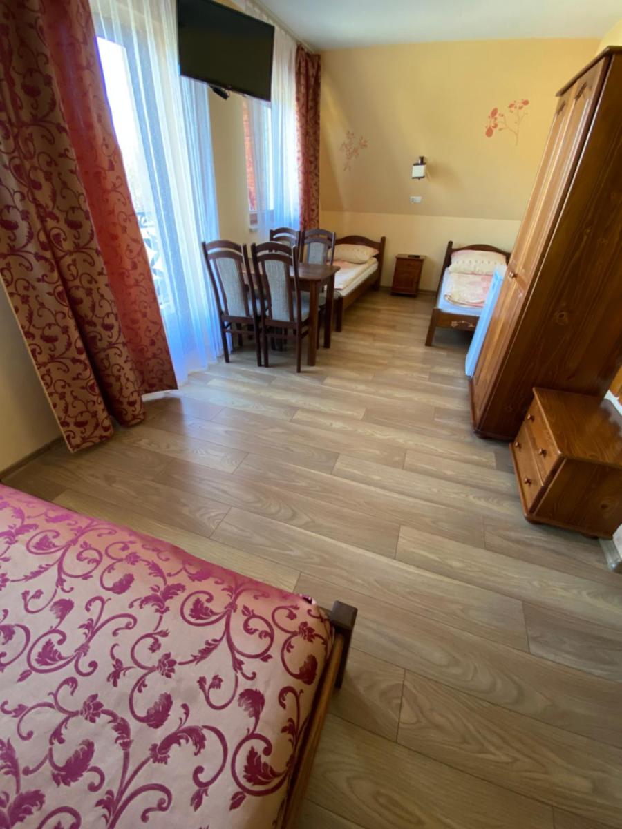 Quadruple Room with Balcony photo 2