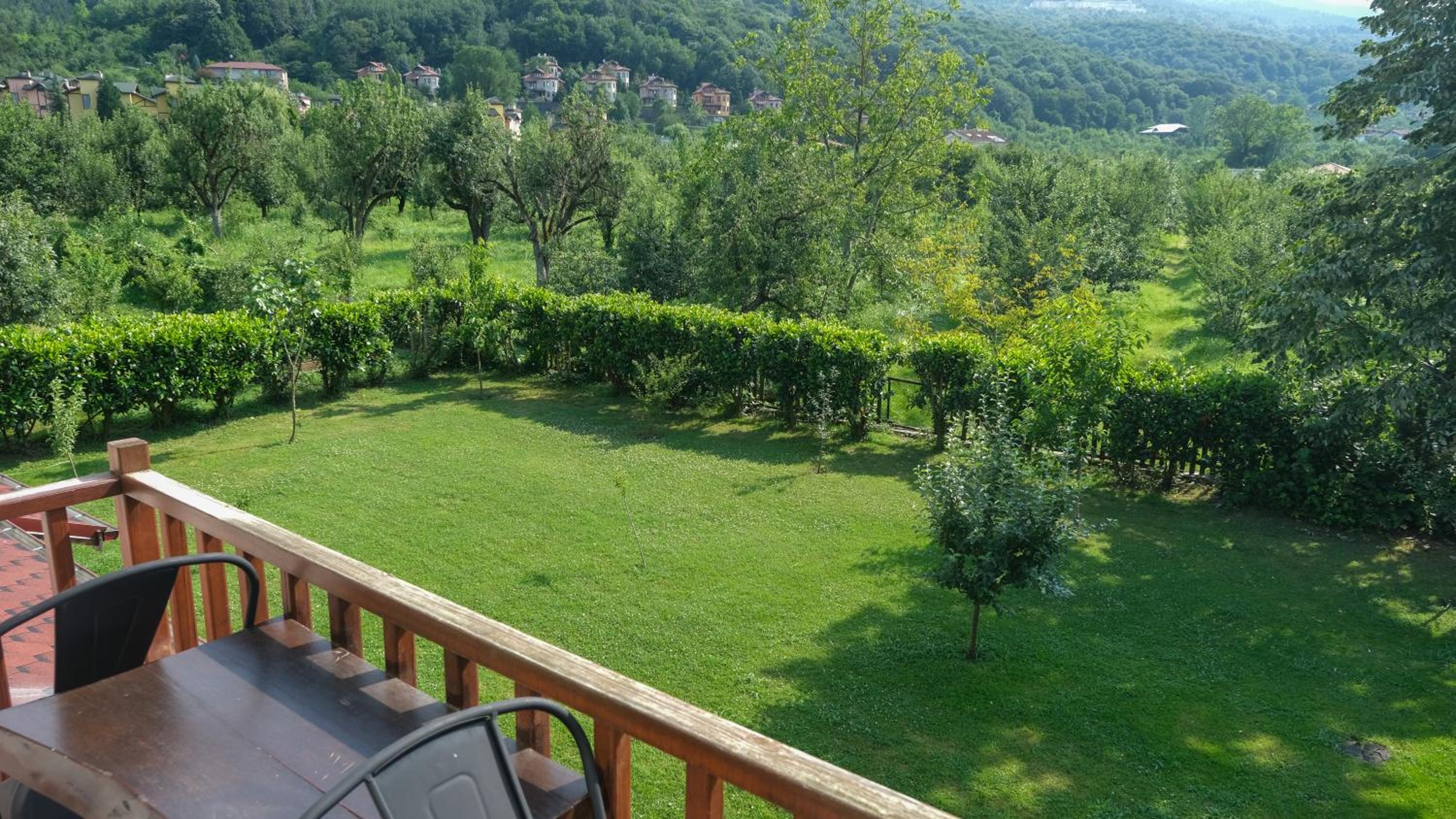 Family Room With Garden View photo 2