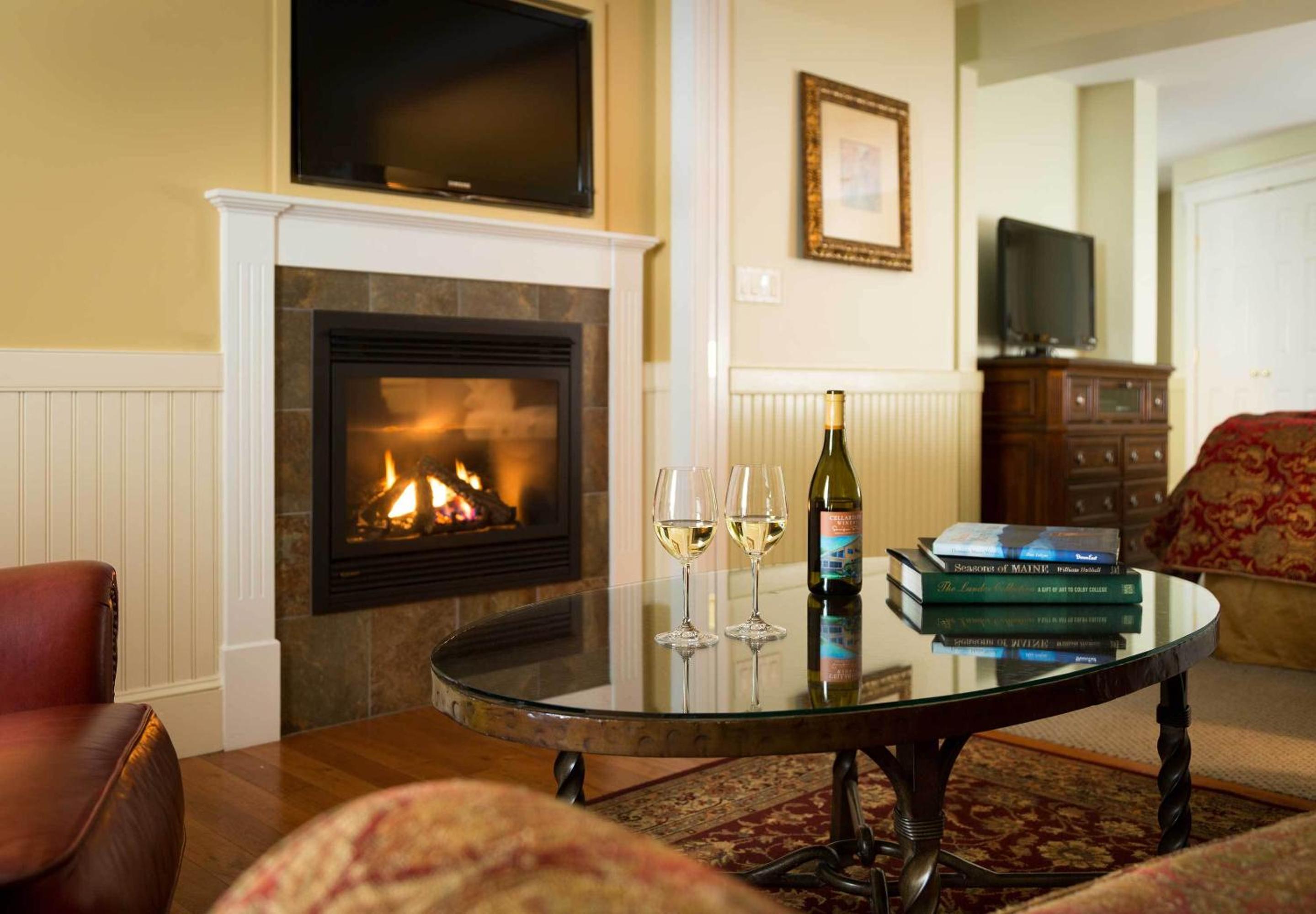 Grand King Suite