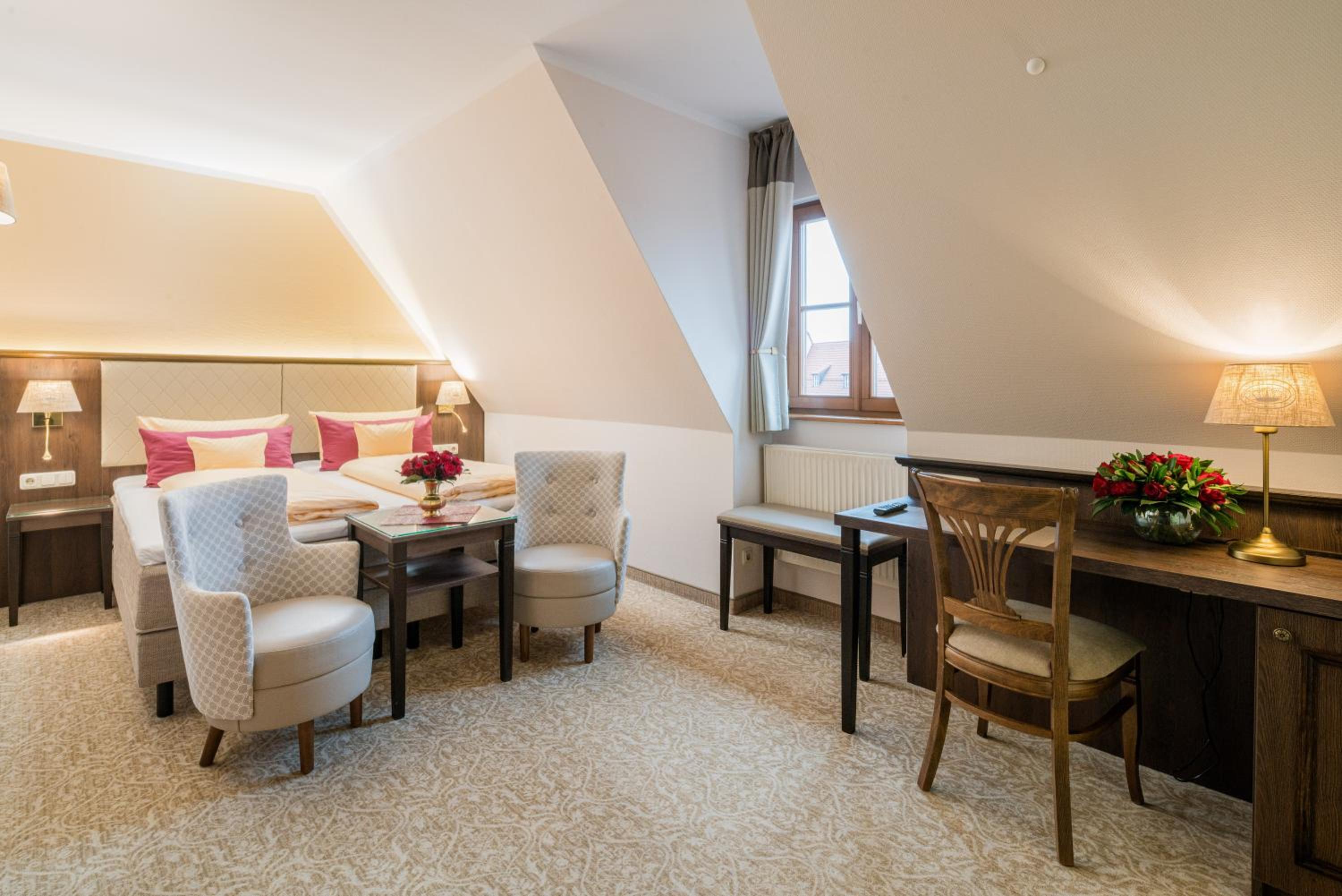 Standard Double Room - Photo 5