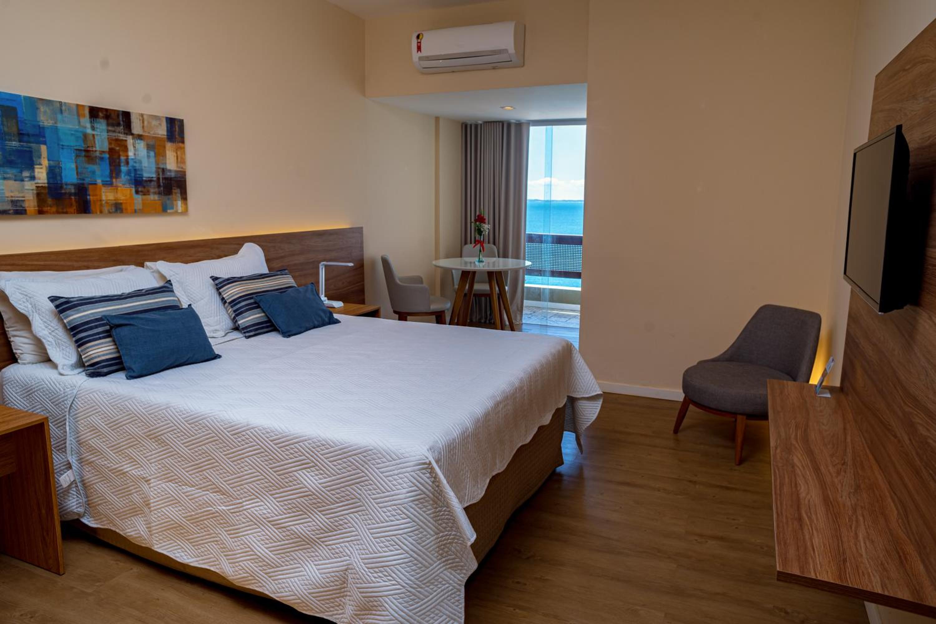 Deluxe Double Room with Sea View photo 2