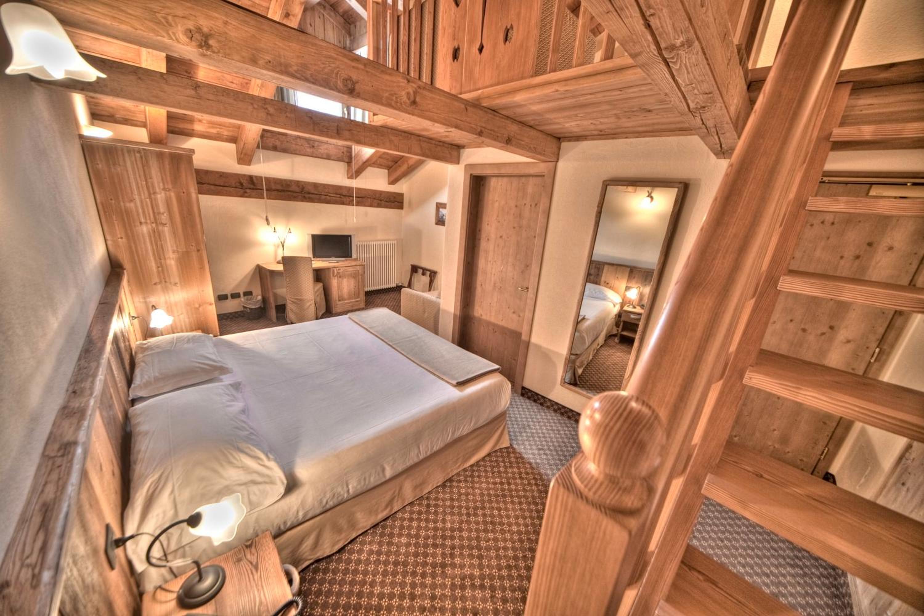 Triple Room - Photo 5