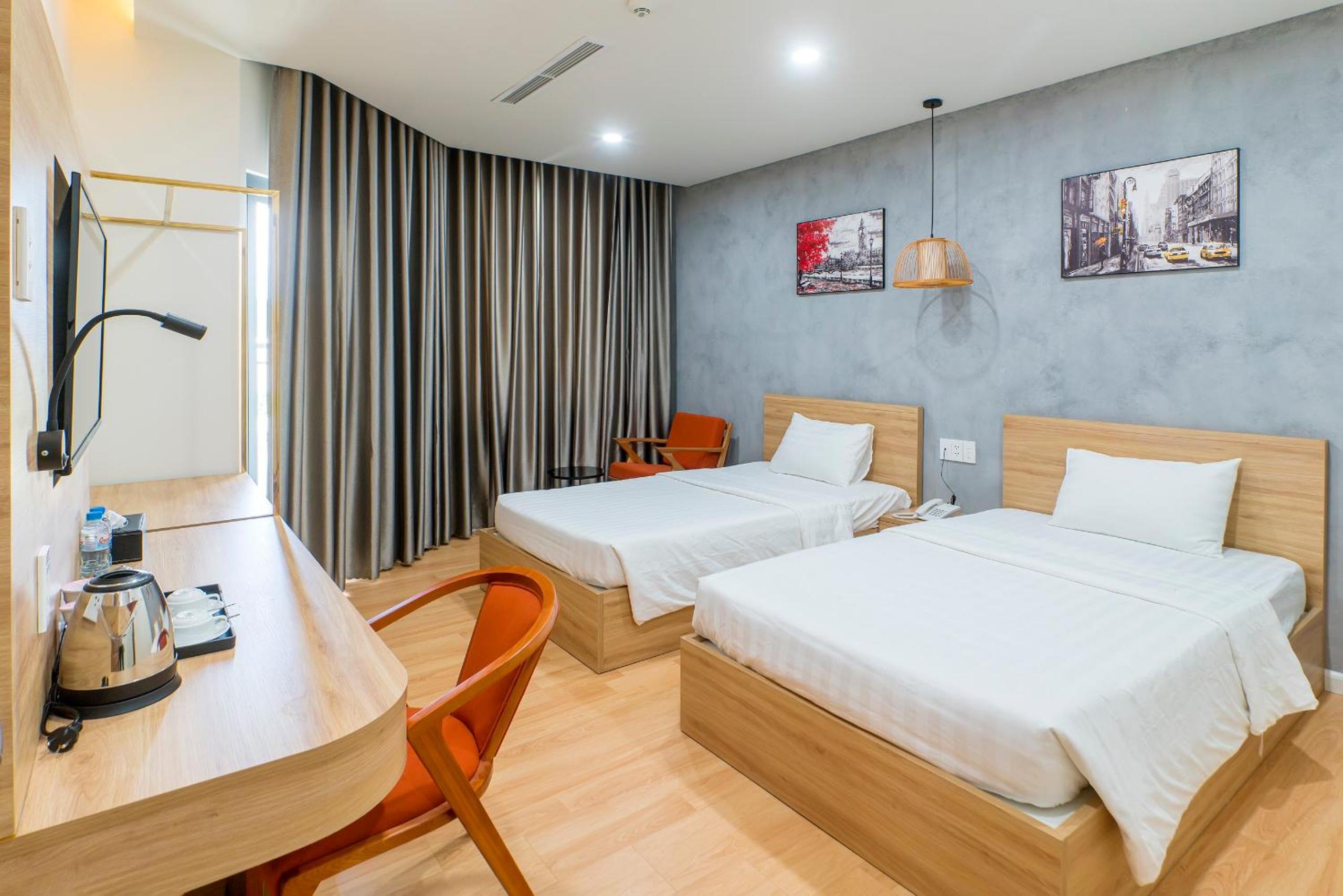 Deluxe Twin Room - Photo 2