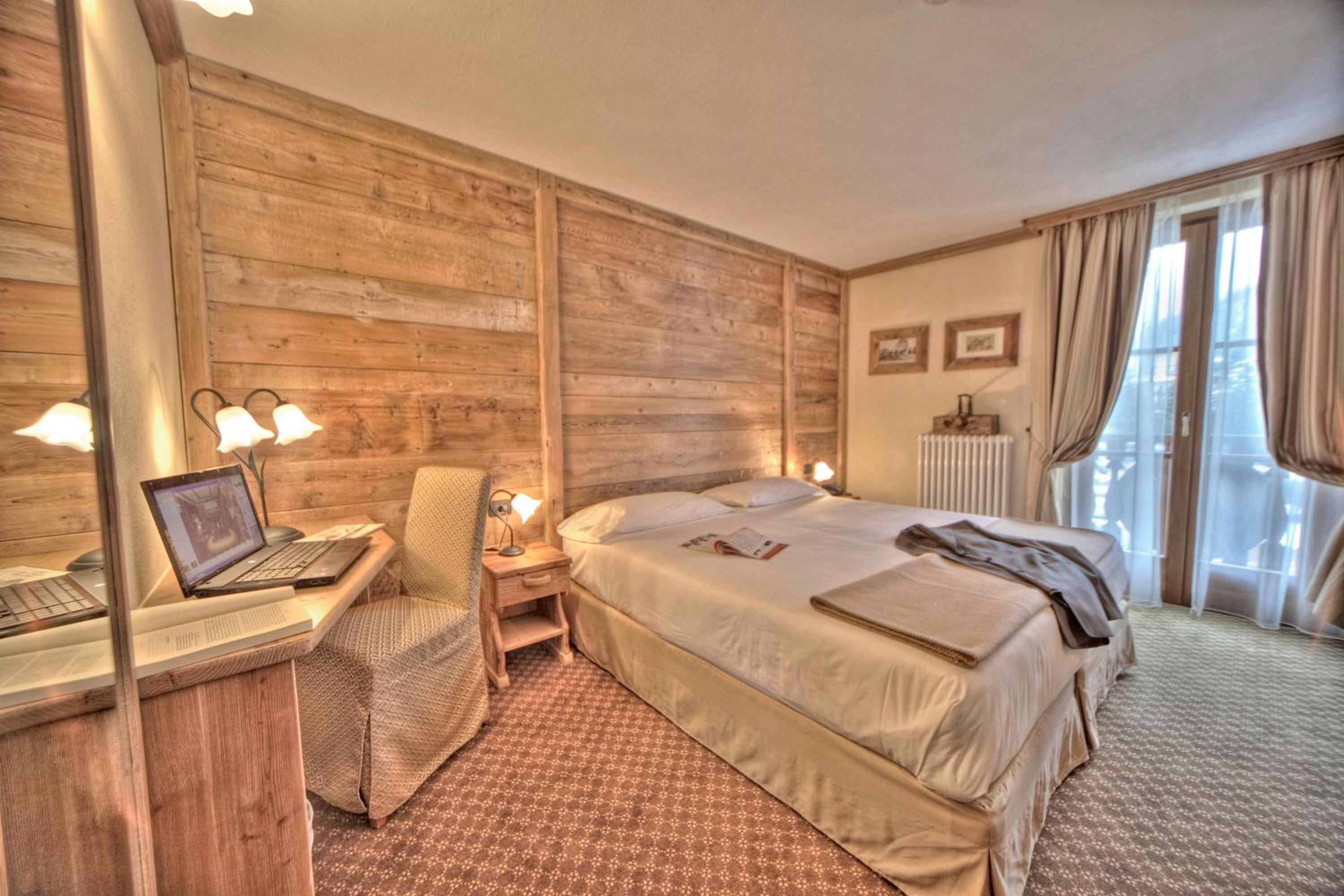 Superior Double Room - Photo 2