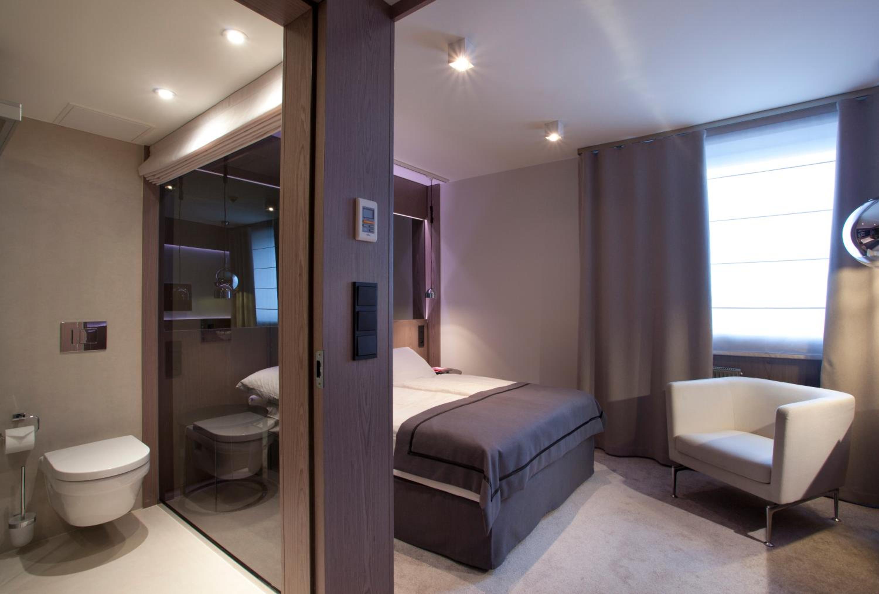 Business Double Room with Gym Access - Photo 7