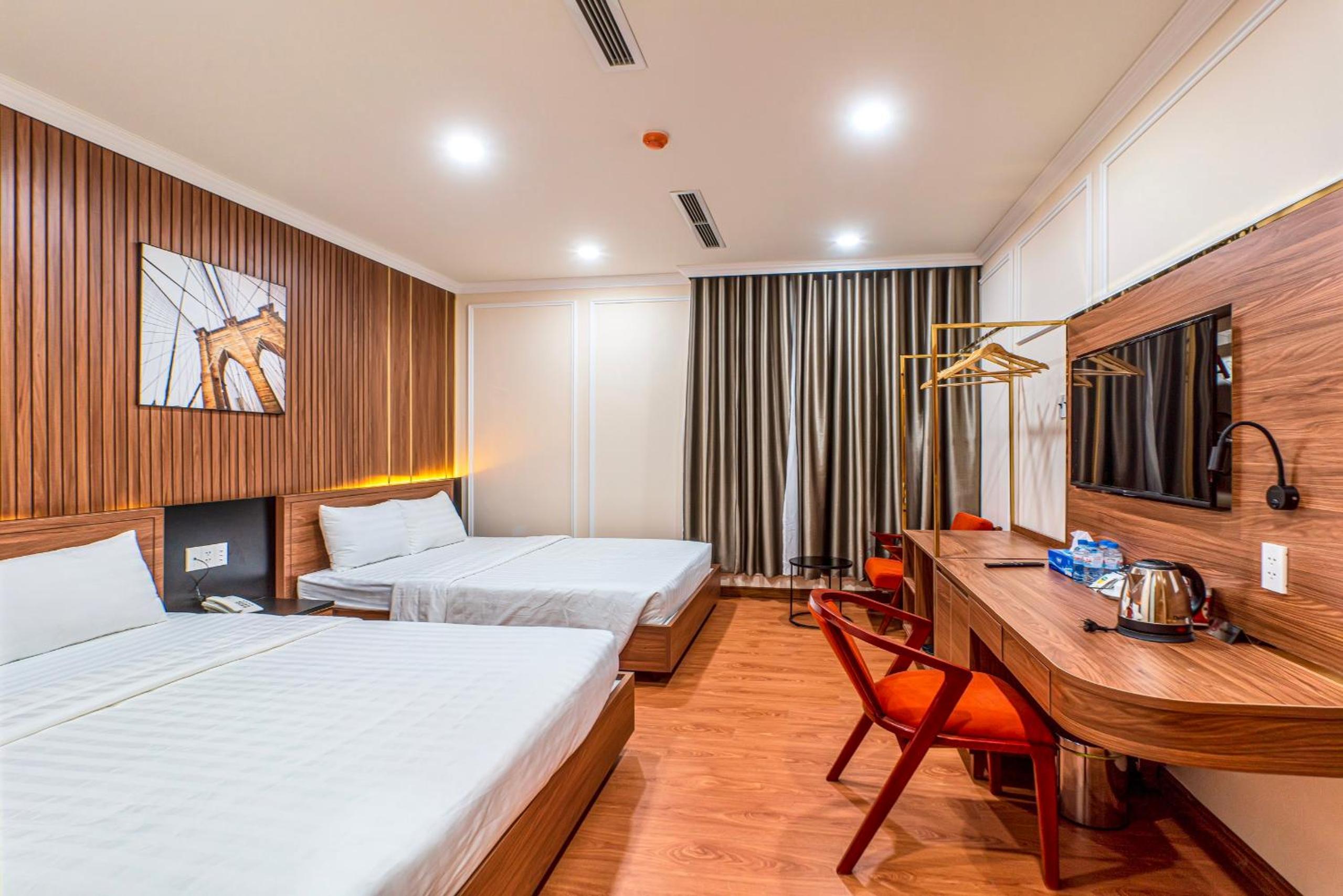 Quadruple Room - Photo 1