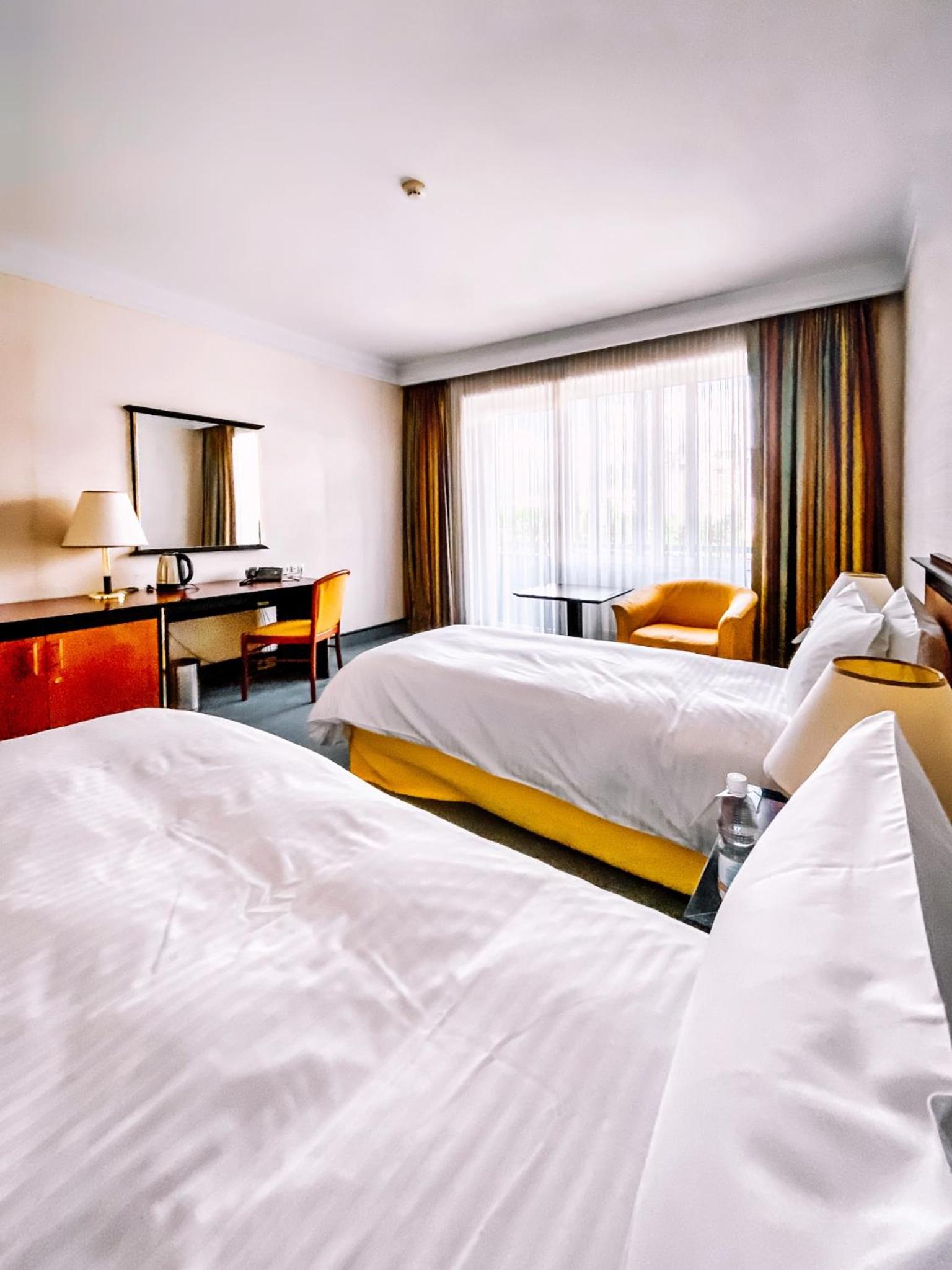 Standard Twin Room photo 3