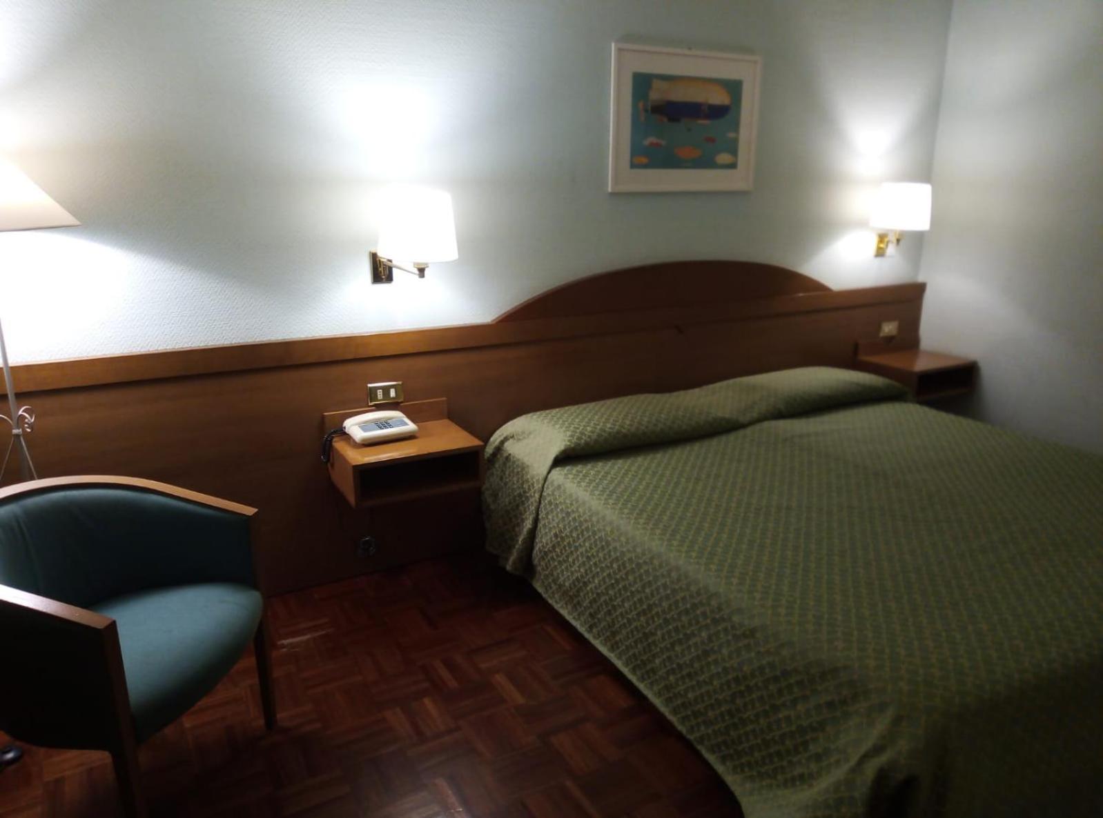 Double Room - Photo 11