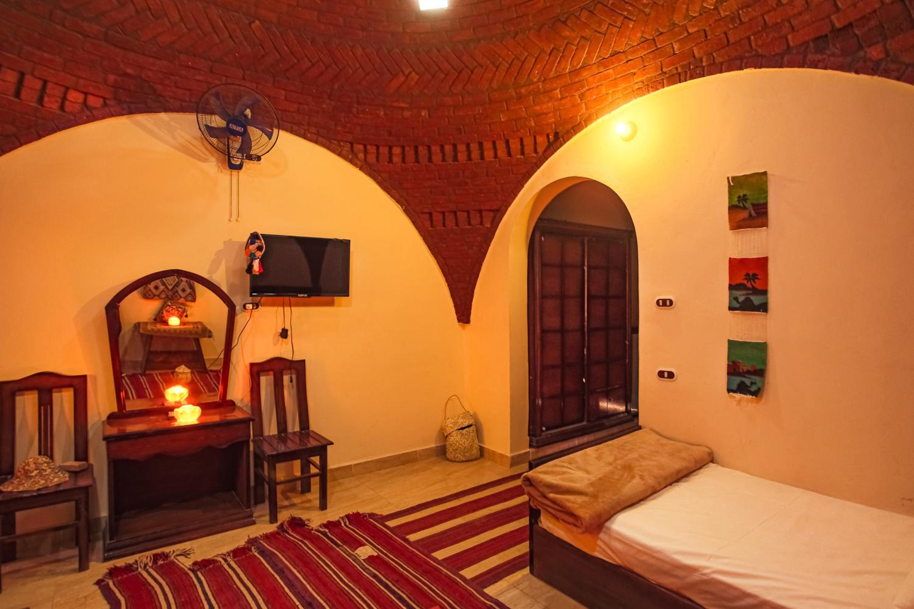 Deluxe Triple Room - Photo 1