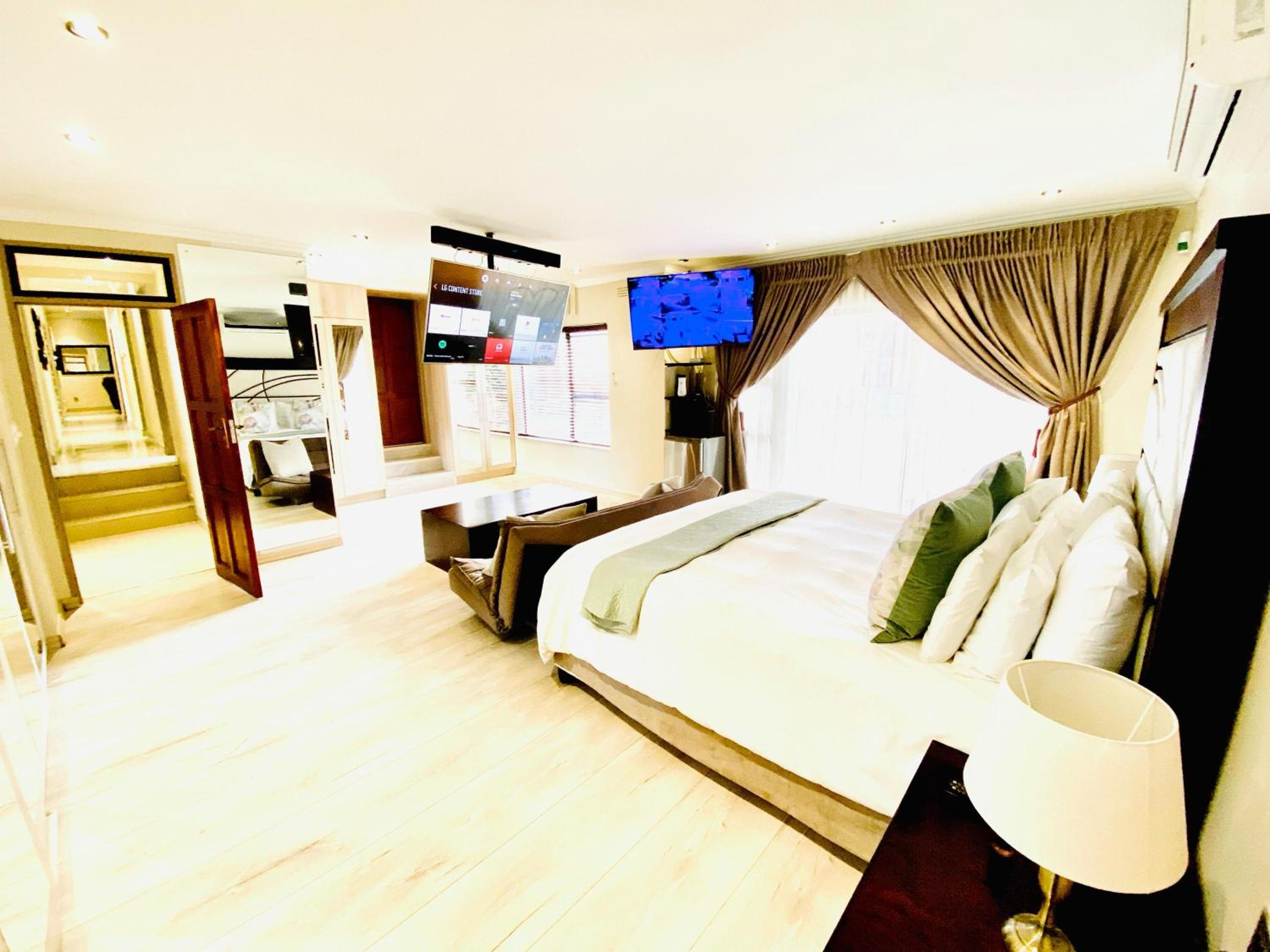 Executive King Room photo 1