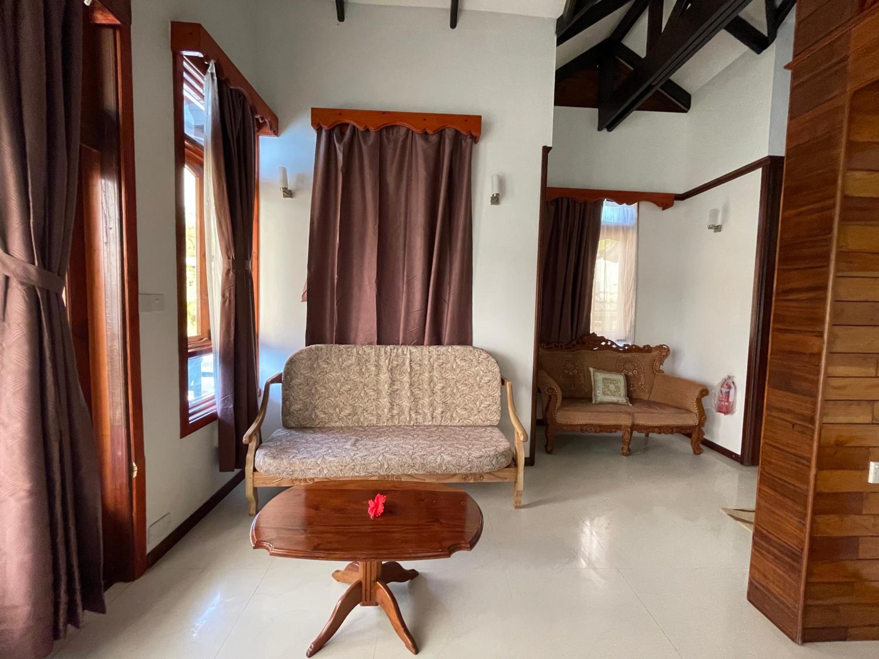 Junior Suite with Ocean View - Photo 19
