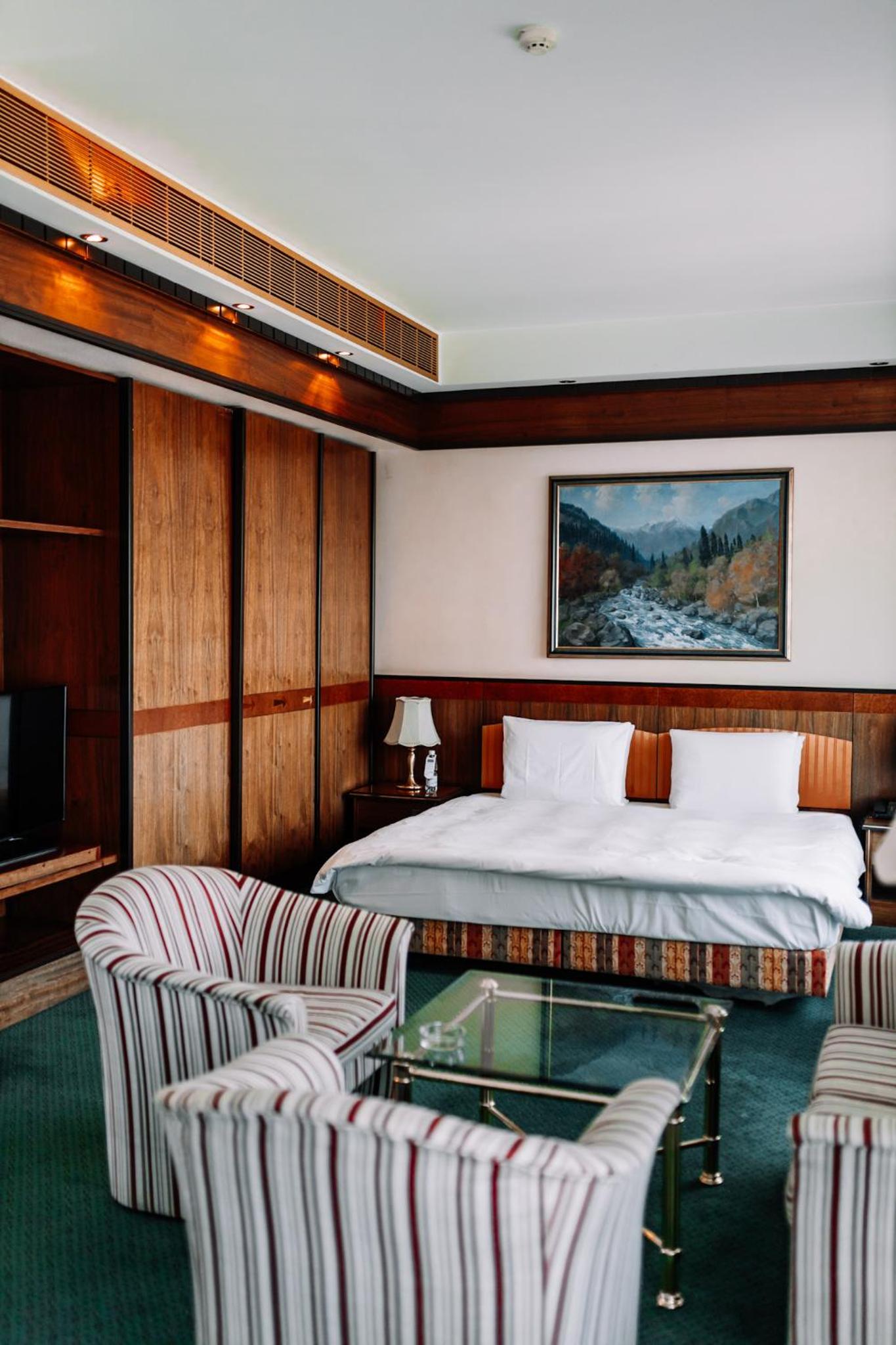 Presidential Suite photo 1