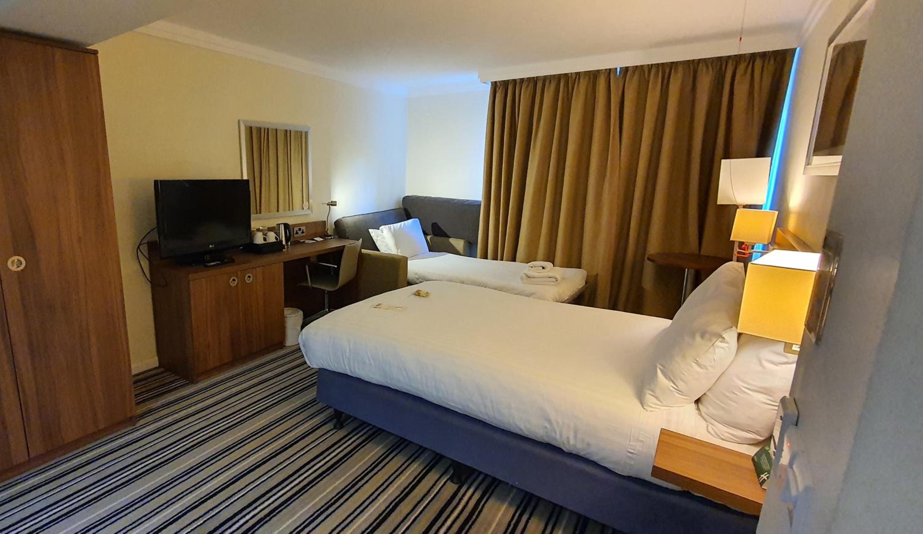 Double Room - Disability Access - Photo 4