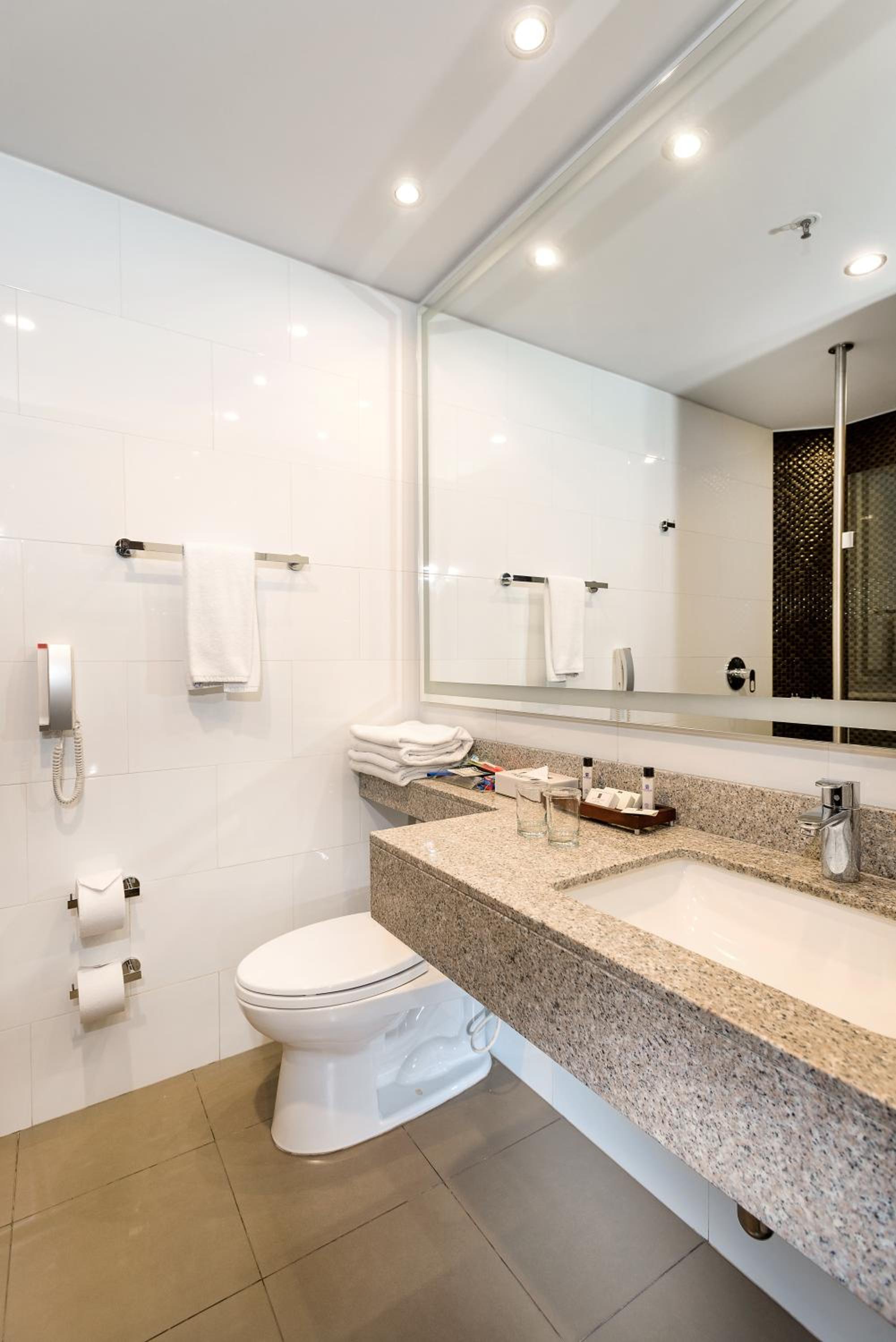 Executive Double Room VIP Floor - Photo 2