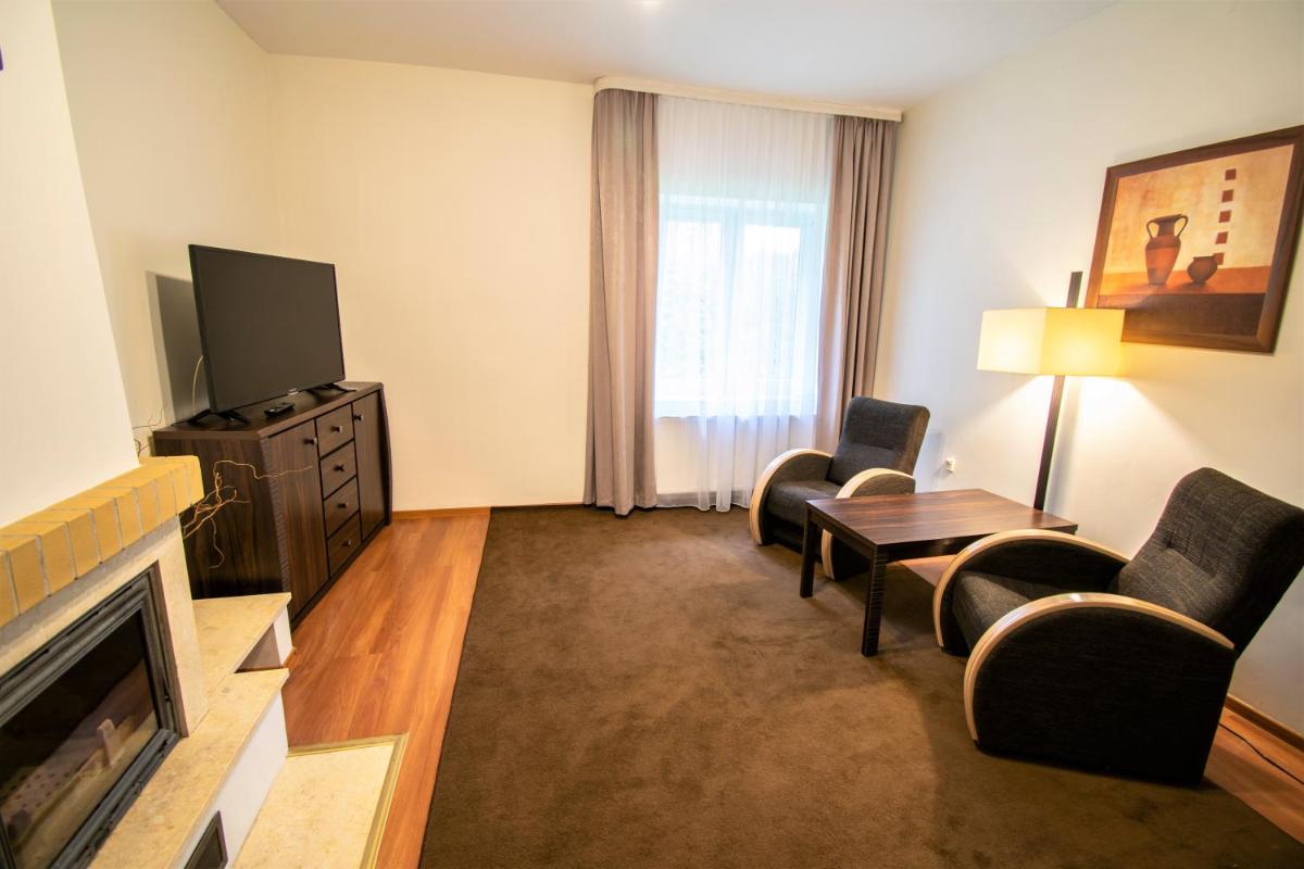 One-Bedroom Villa - Photo 2