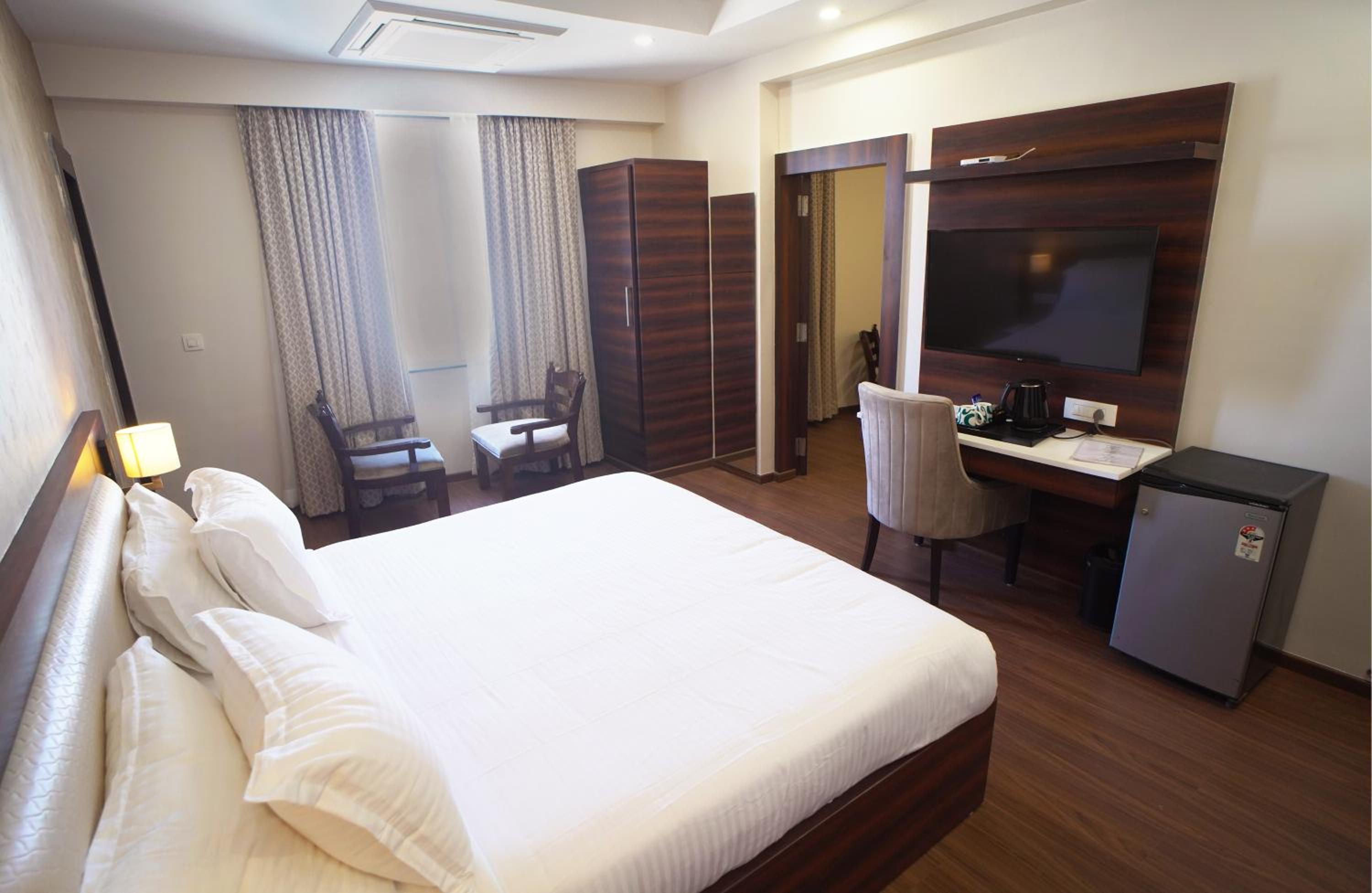 Two-Bedroom Suite photo 2