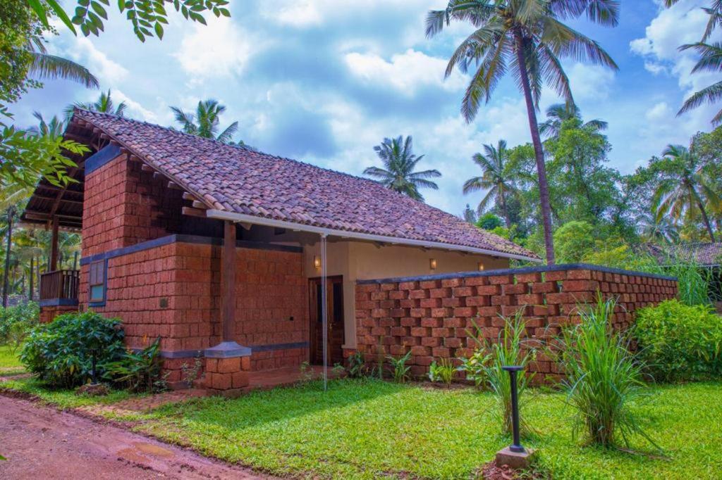 Villa photo 2
