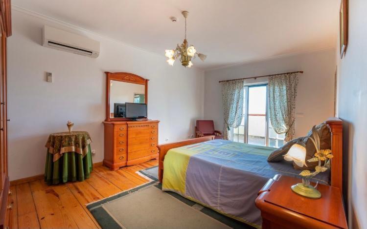 Deluxe Family Room photo 2