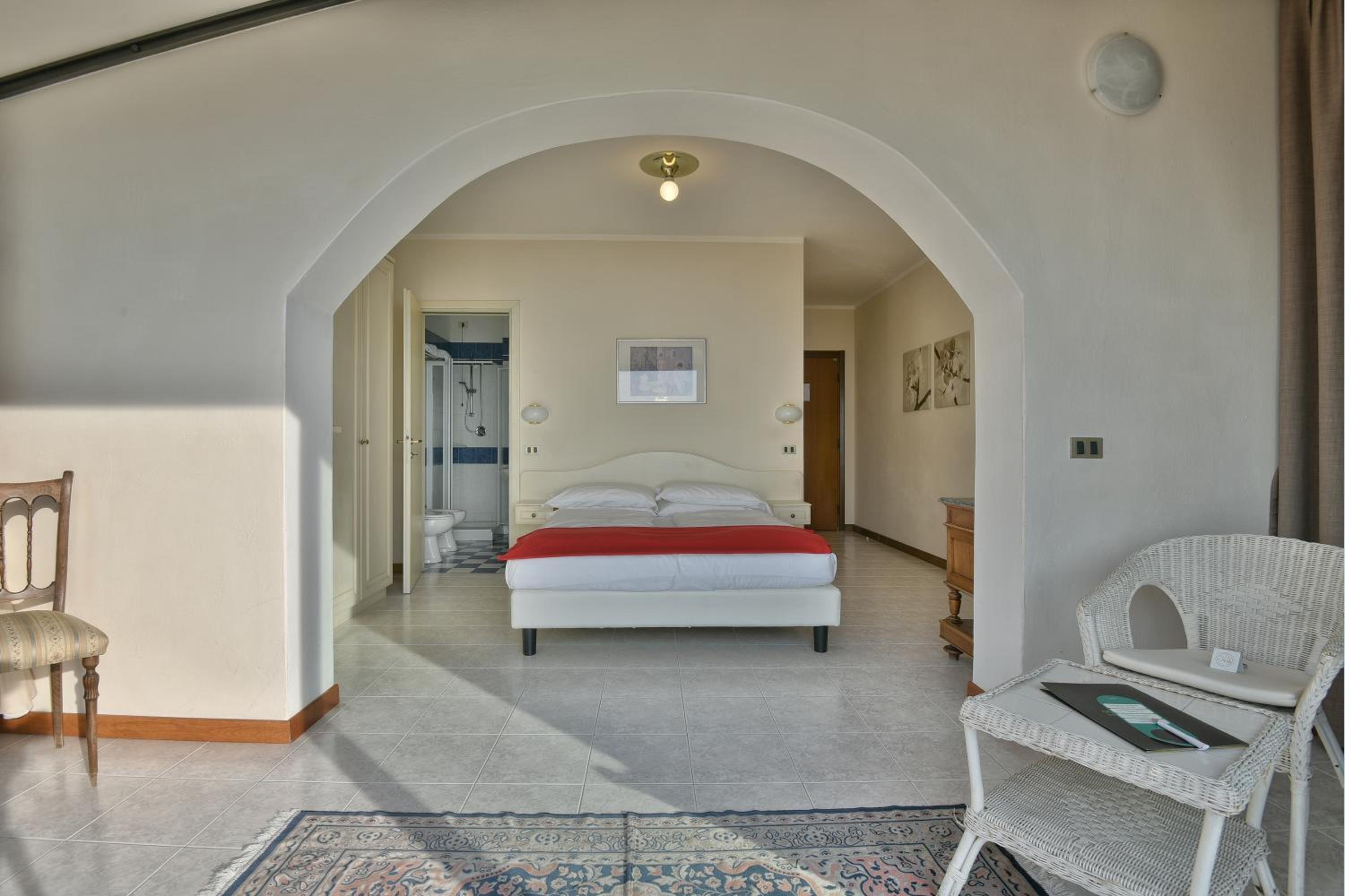 Junior Suite with Terrace photo 2